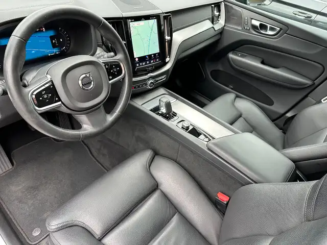 Volvo XC60 view 10