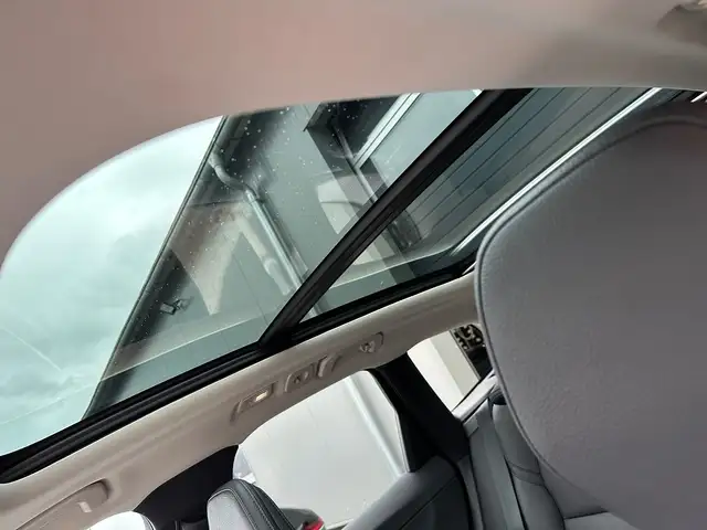 Volvo XC60 view 14