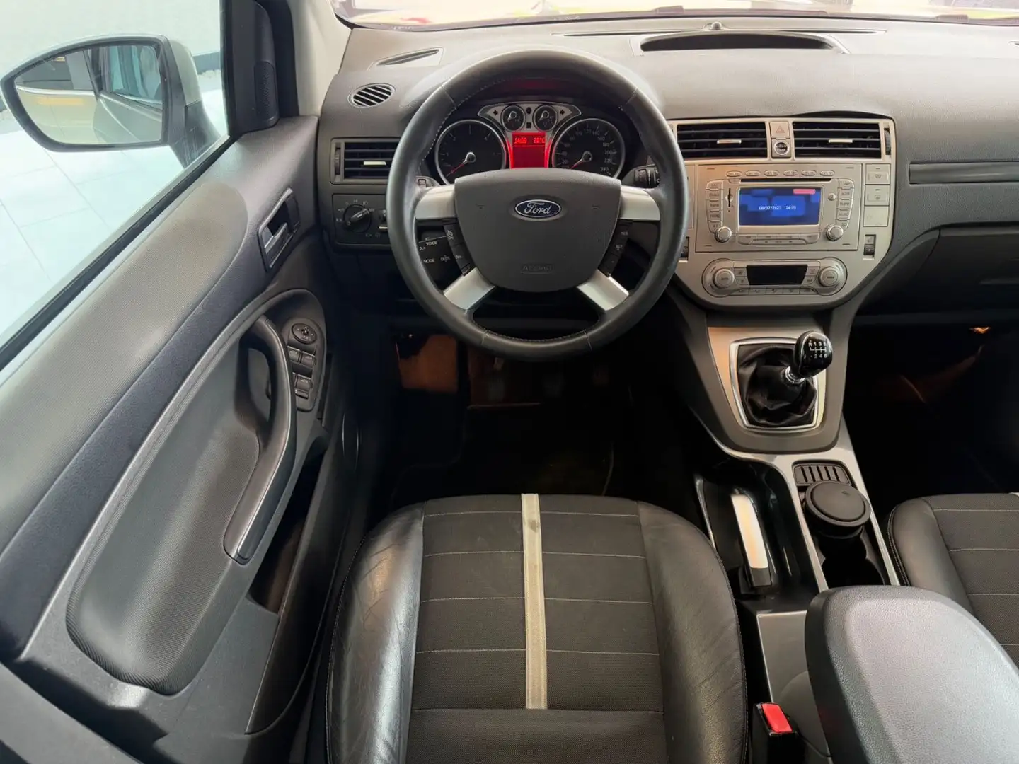 Ford Kuga 2,0 Titanium Klimaauto Kamera SHZ Tempomat - 2