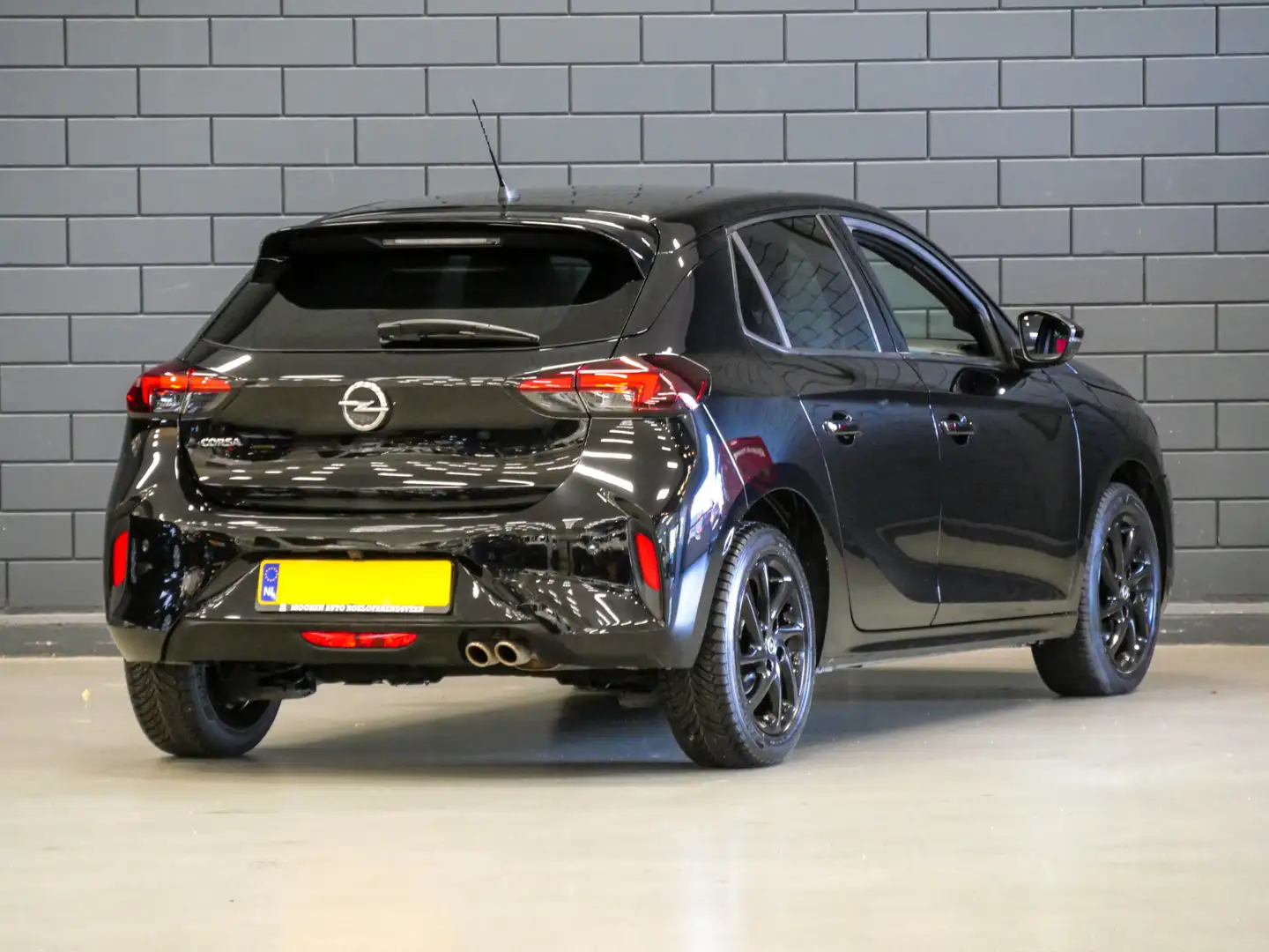 Opel Corsa 1.2 Automaat GS Line | CAMERA | CRUISE CONTROL | A Schwarz - 2
