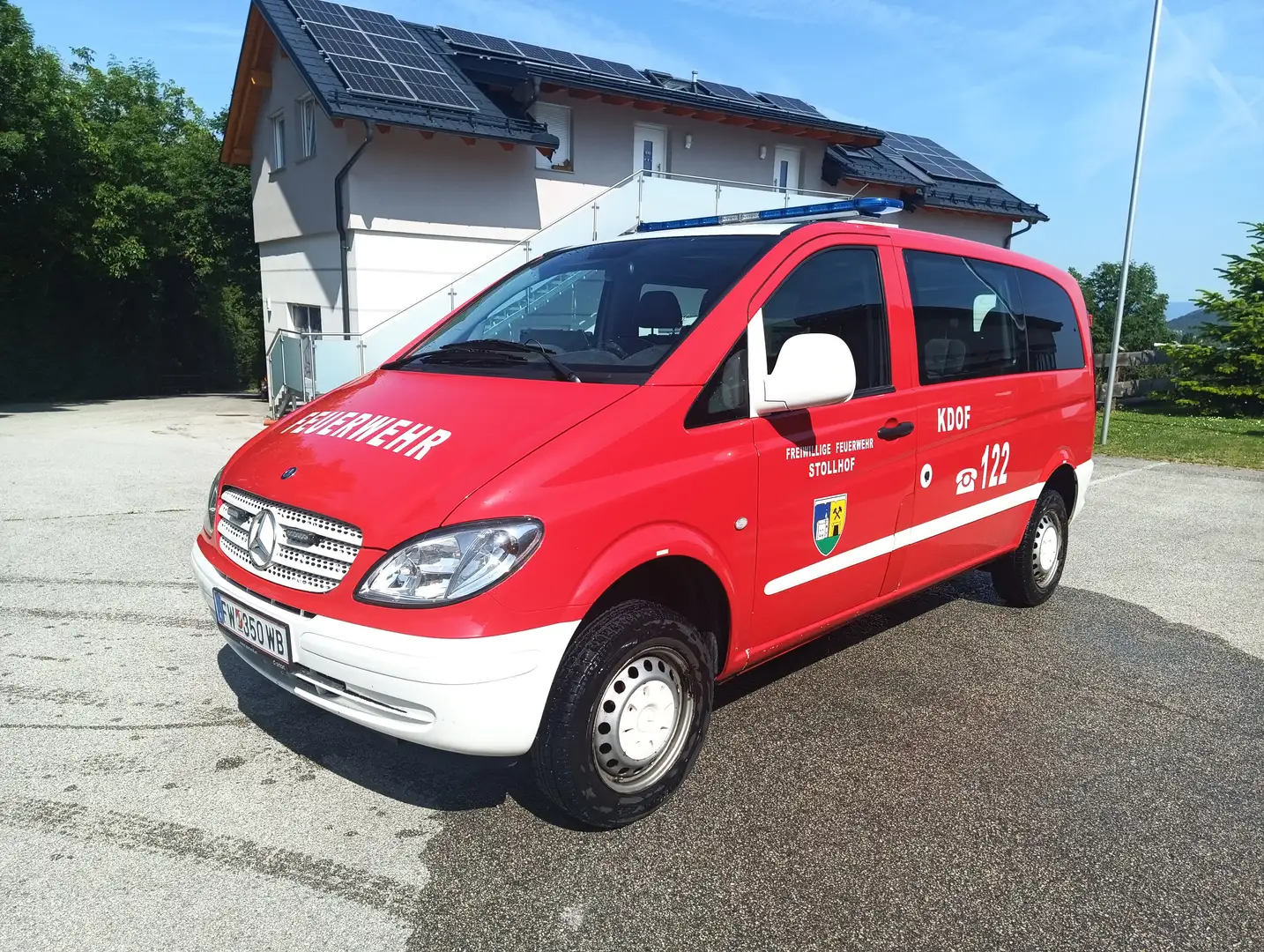 Mercedes-Benz Vito Vito 111 CDI kompakt Красный - 1