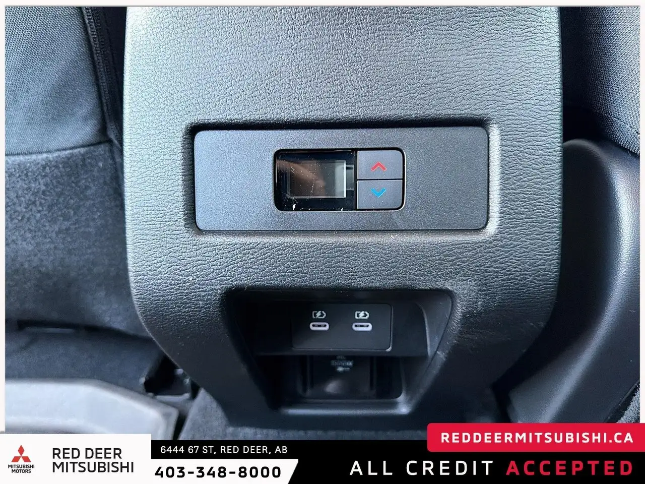 Mitsubishi Outlander снимка Mitsubishi Outlander
