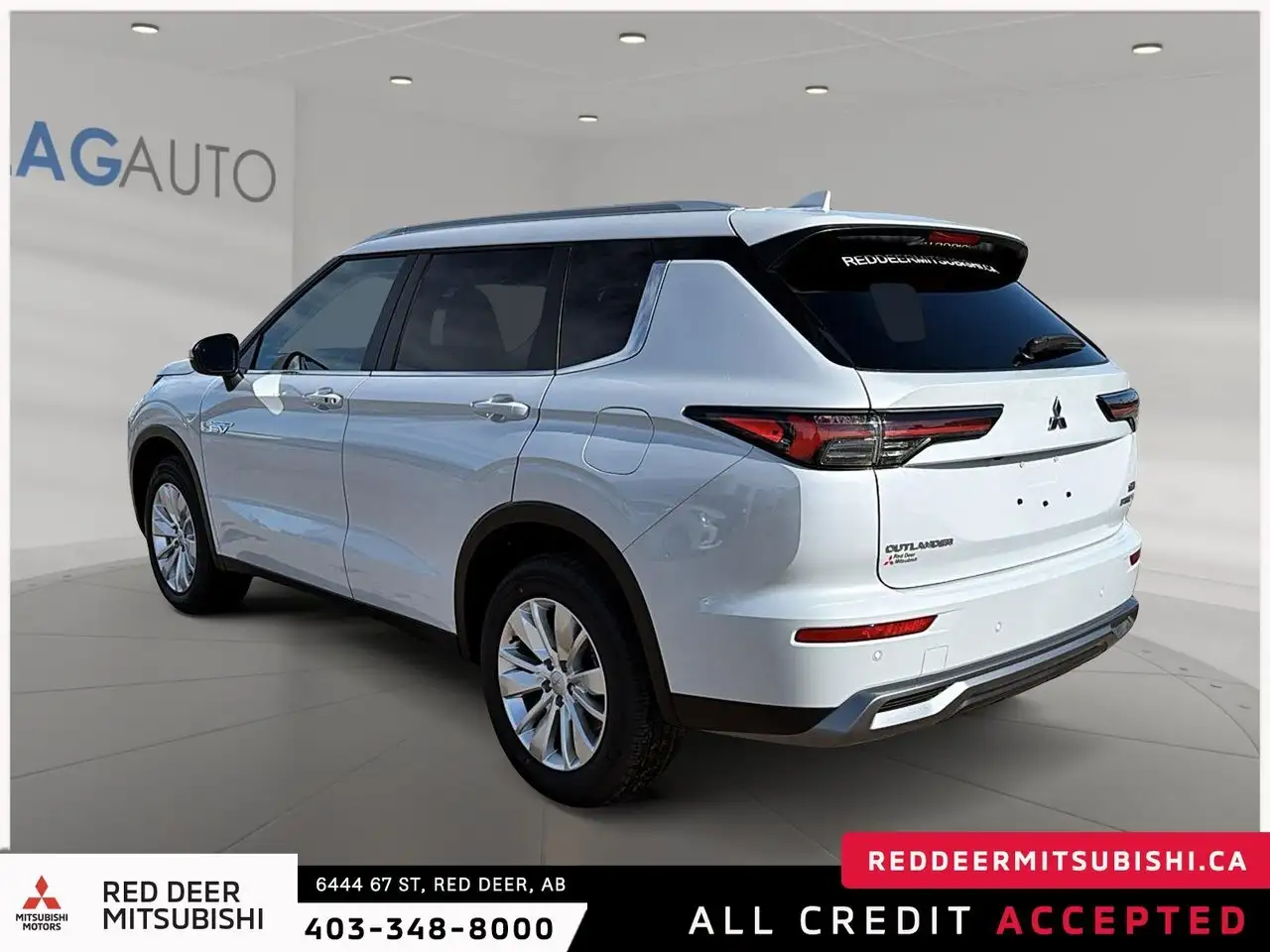 Mitsubishi Outlander снимка Mitsubishi Outlander
