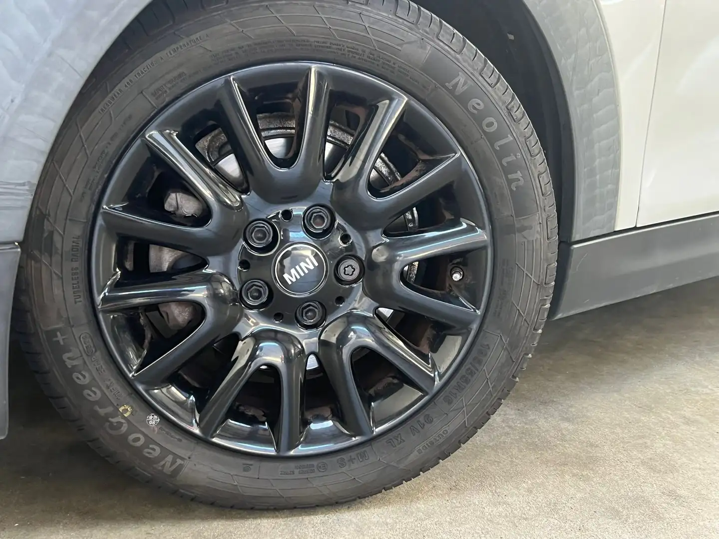 MINI Cooper Hatch 3 Portes Cooper 136 ch Edition Shoreditch A Grigio - 2