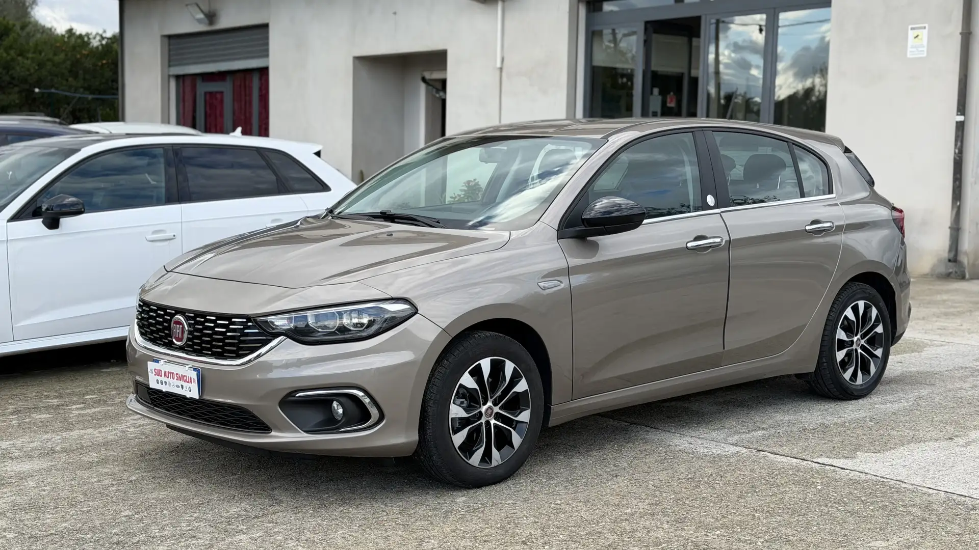 Fiat Tipo 5p 1.6 mjt Mirror s&s 120cv - 1