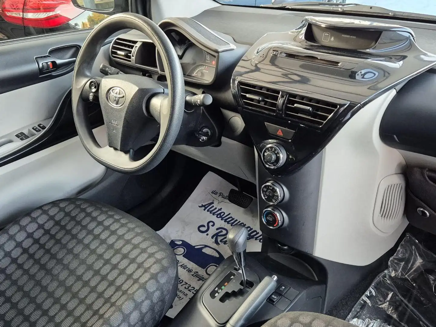Toyota iQ 1.0 CVT Trend Bianco - 2