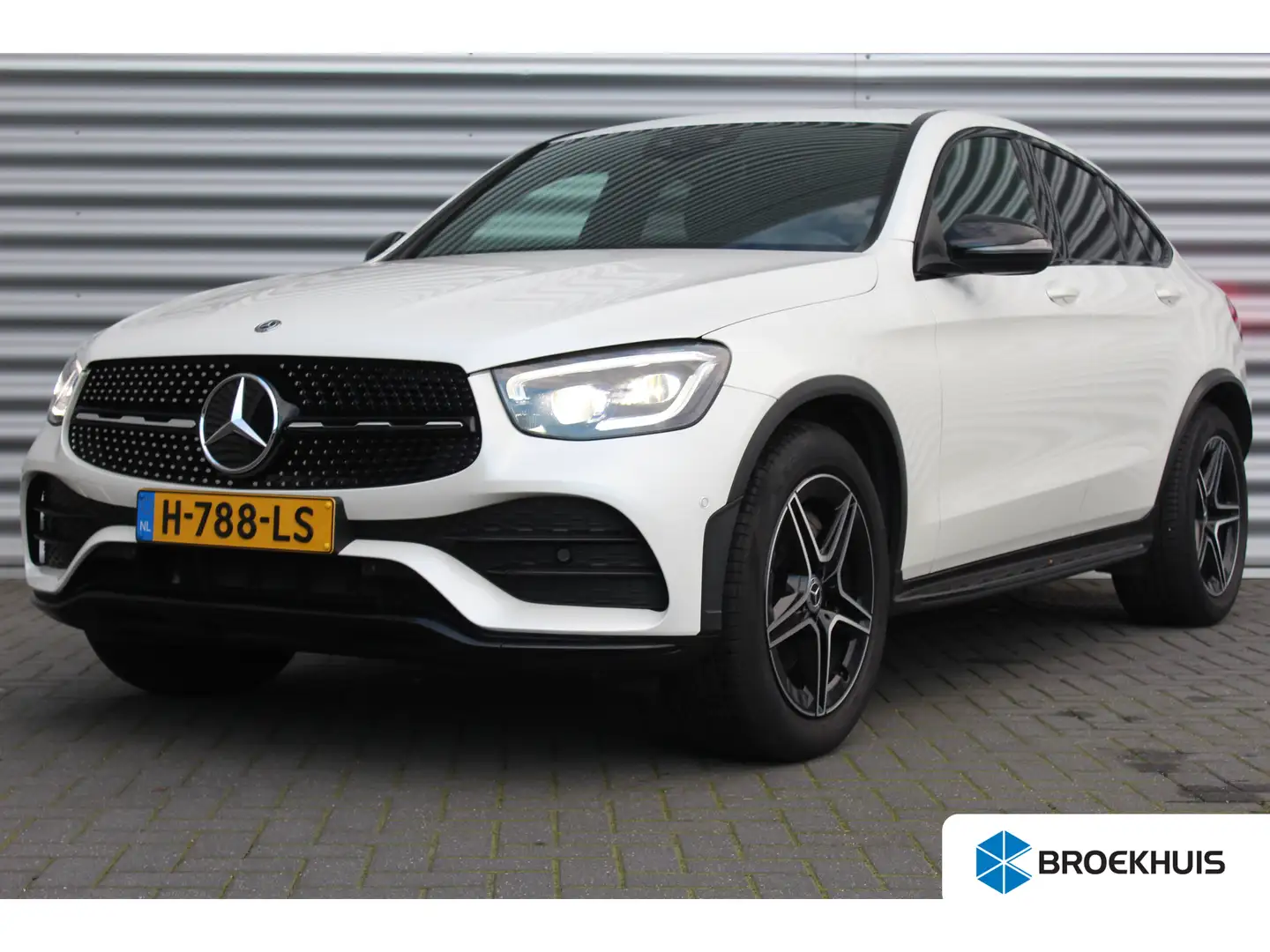 Mercedes-Benz GLC 200 Coupé BUSINESS SOLUTION AMG AUTOMAAT / NAVI / LEDE Blanc - 1