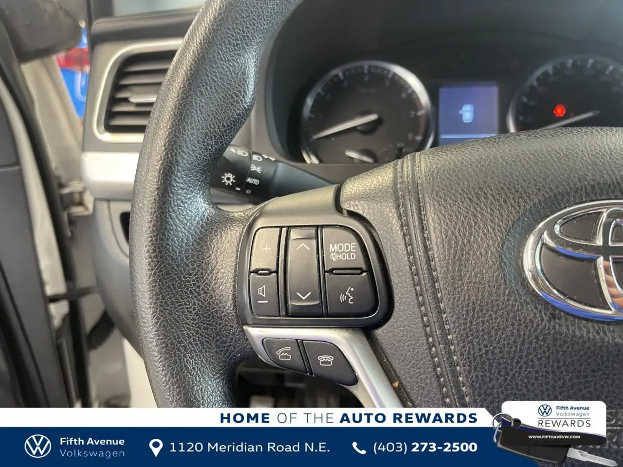 Toyota Highlander photo Toyota Highlander