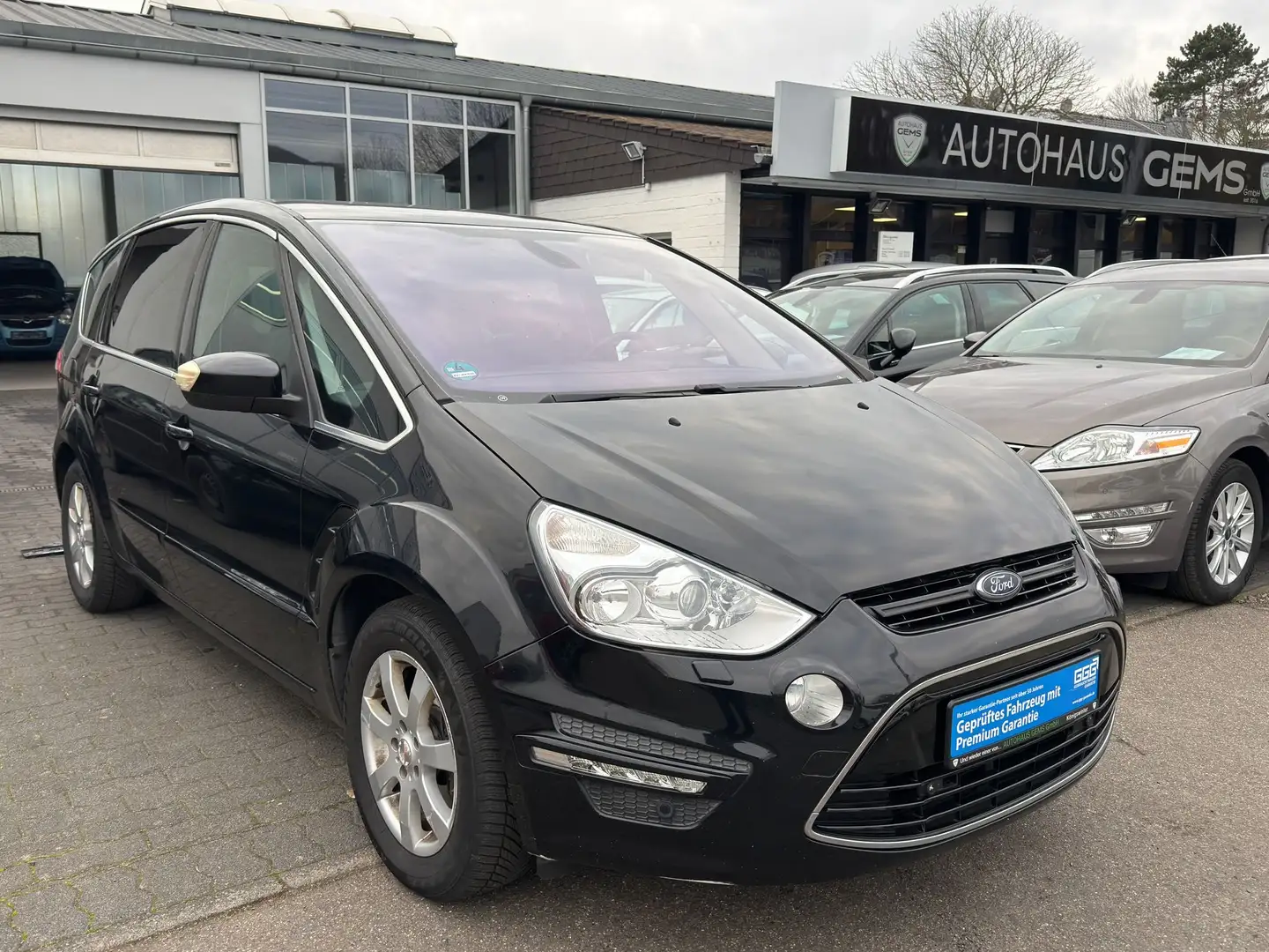 Ford S-Max Titanium Automatik Schwarz - 1