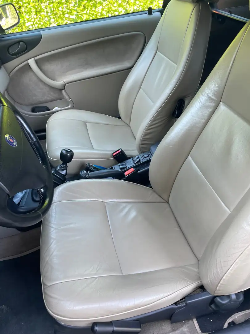 Saab 900 SE Verde - 2