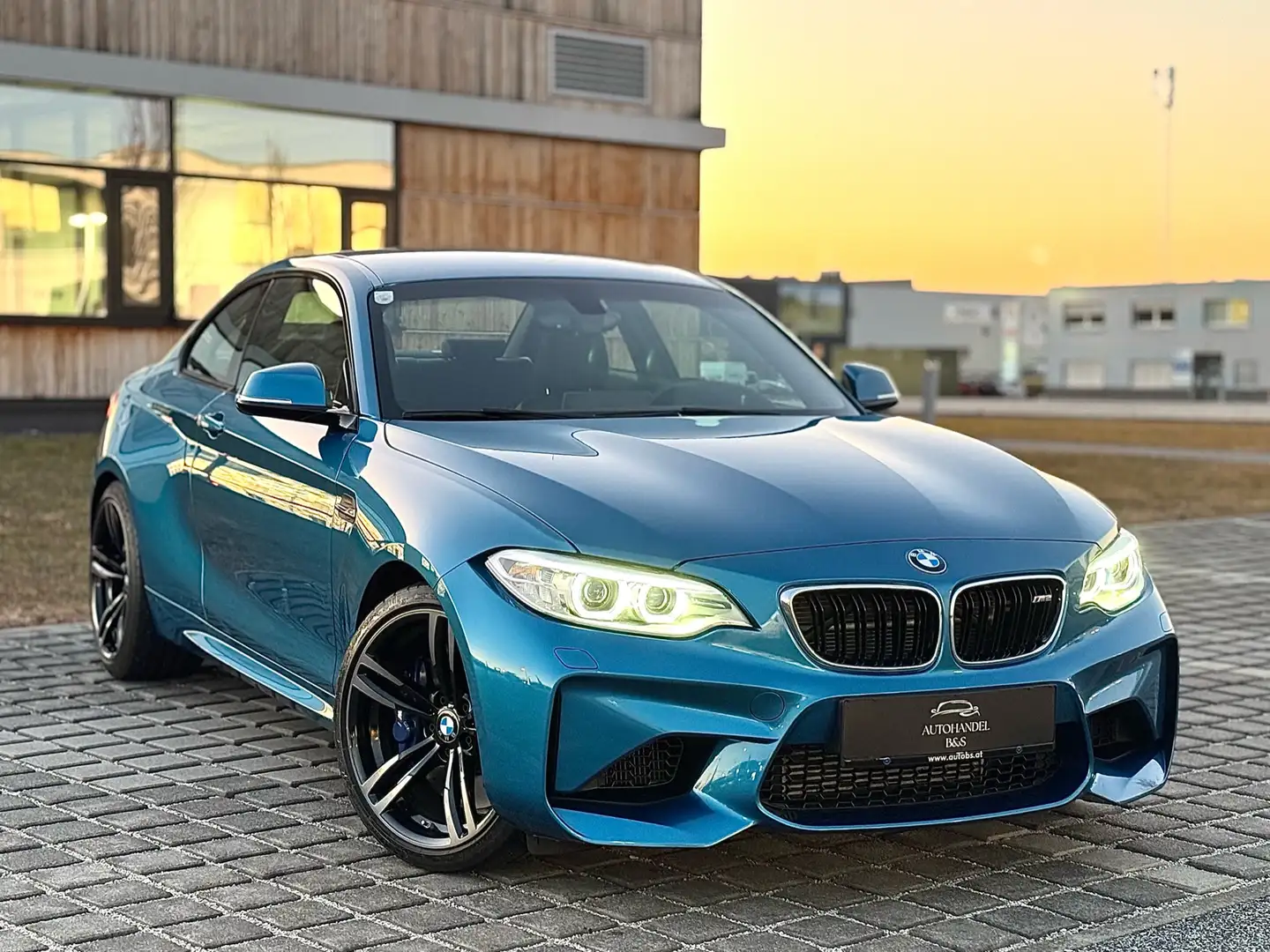 BMW M2 DKG Coupé *NUR 9000KM, SAMMLERZUSTAND* Blau - 1