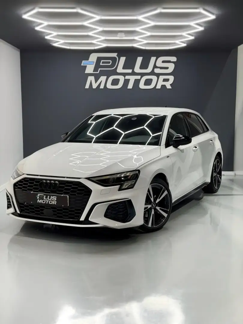 Audi A3 Sportback 35 TFSI Black line S tronic Blanco - 2