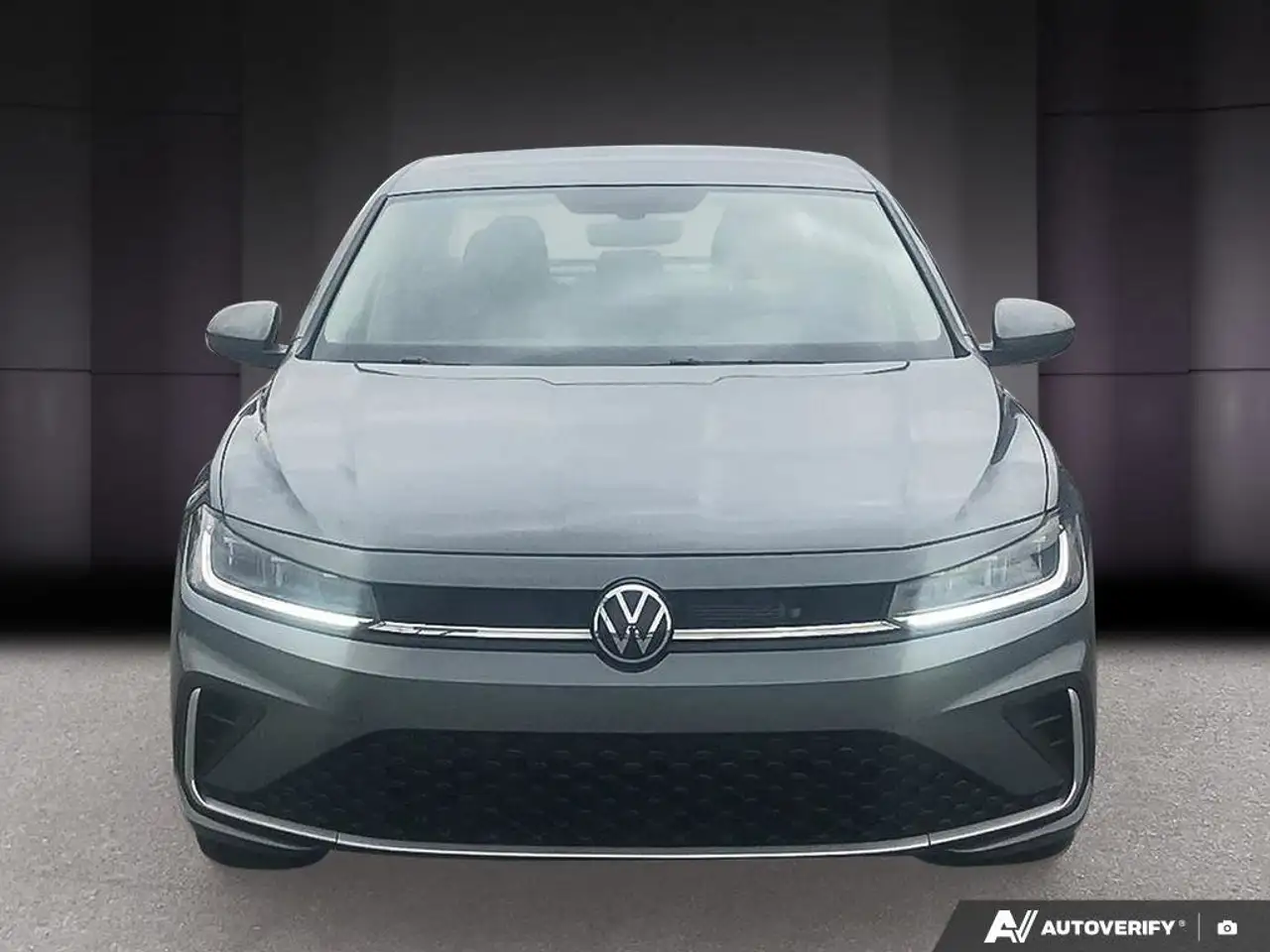 Volkswagen Jetta снимка Volkswagen Jetta