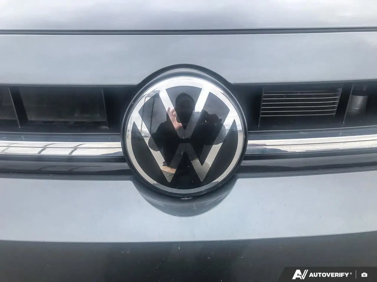 Volkswagen Jetta снимка Volkswagen Jetta