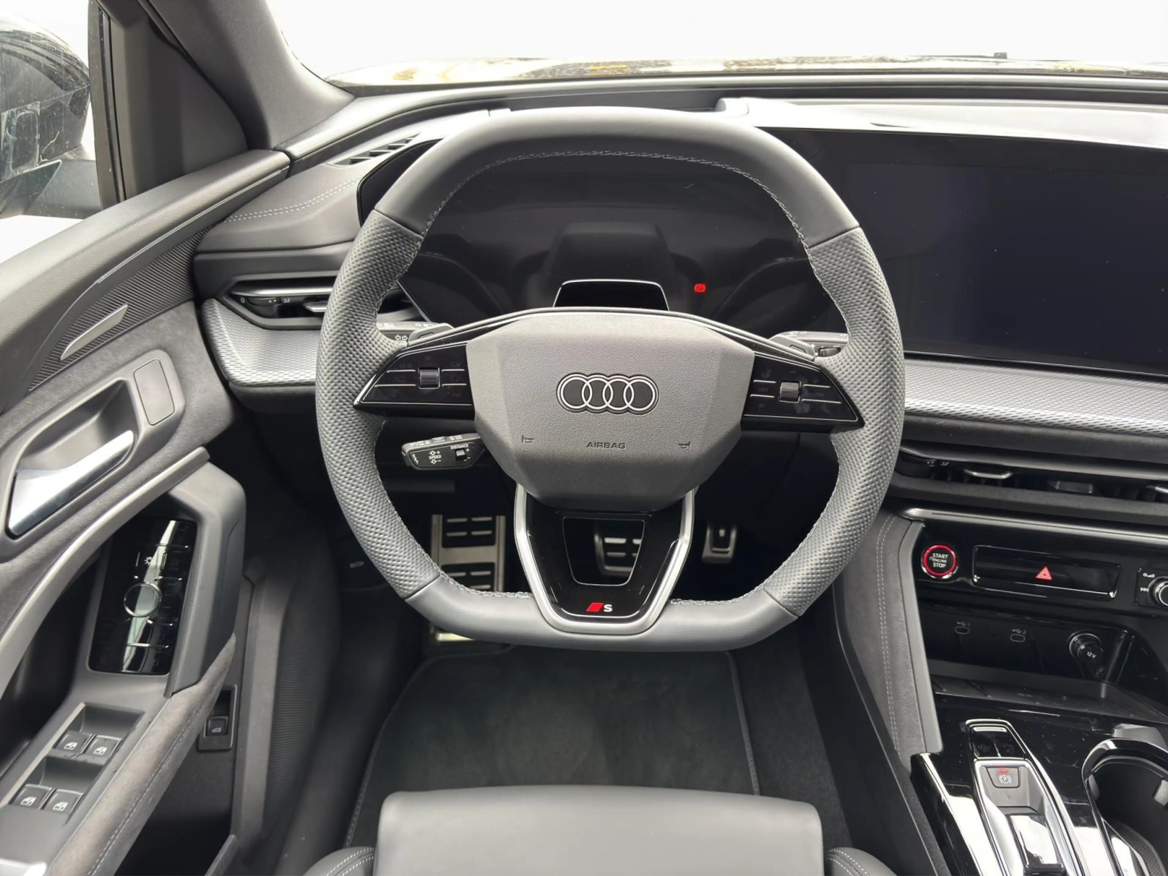 Audi SQ5 Sportback TFSI quattro S tronic — photo 11