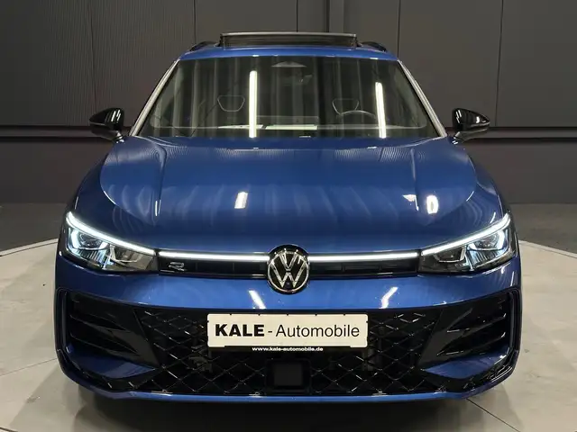Volkswagen Passat view 8