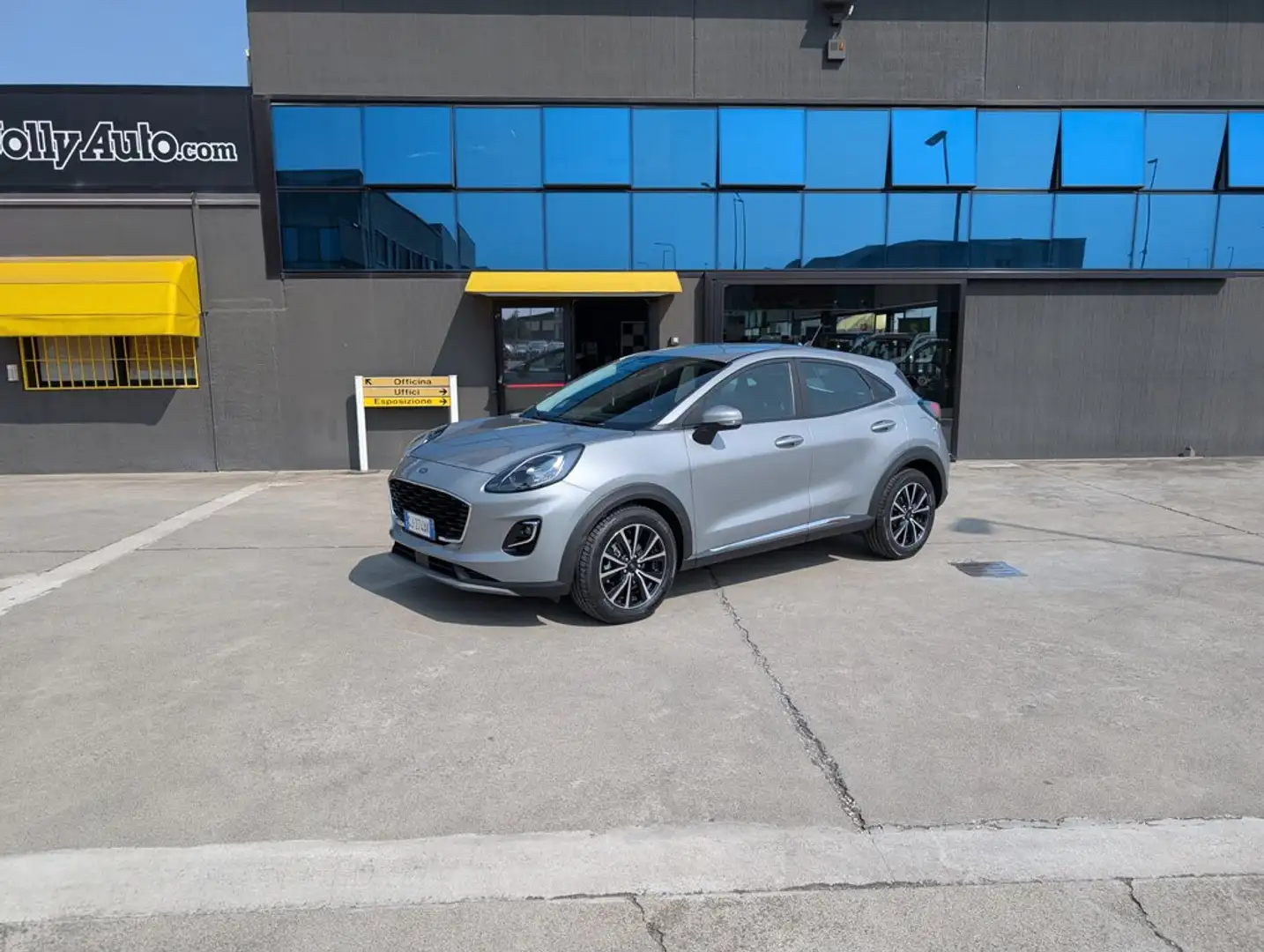 Ford Puma 1.0 Ecoboost Hybrid Titanium  125 CV Grigio - 1
