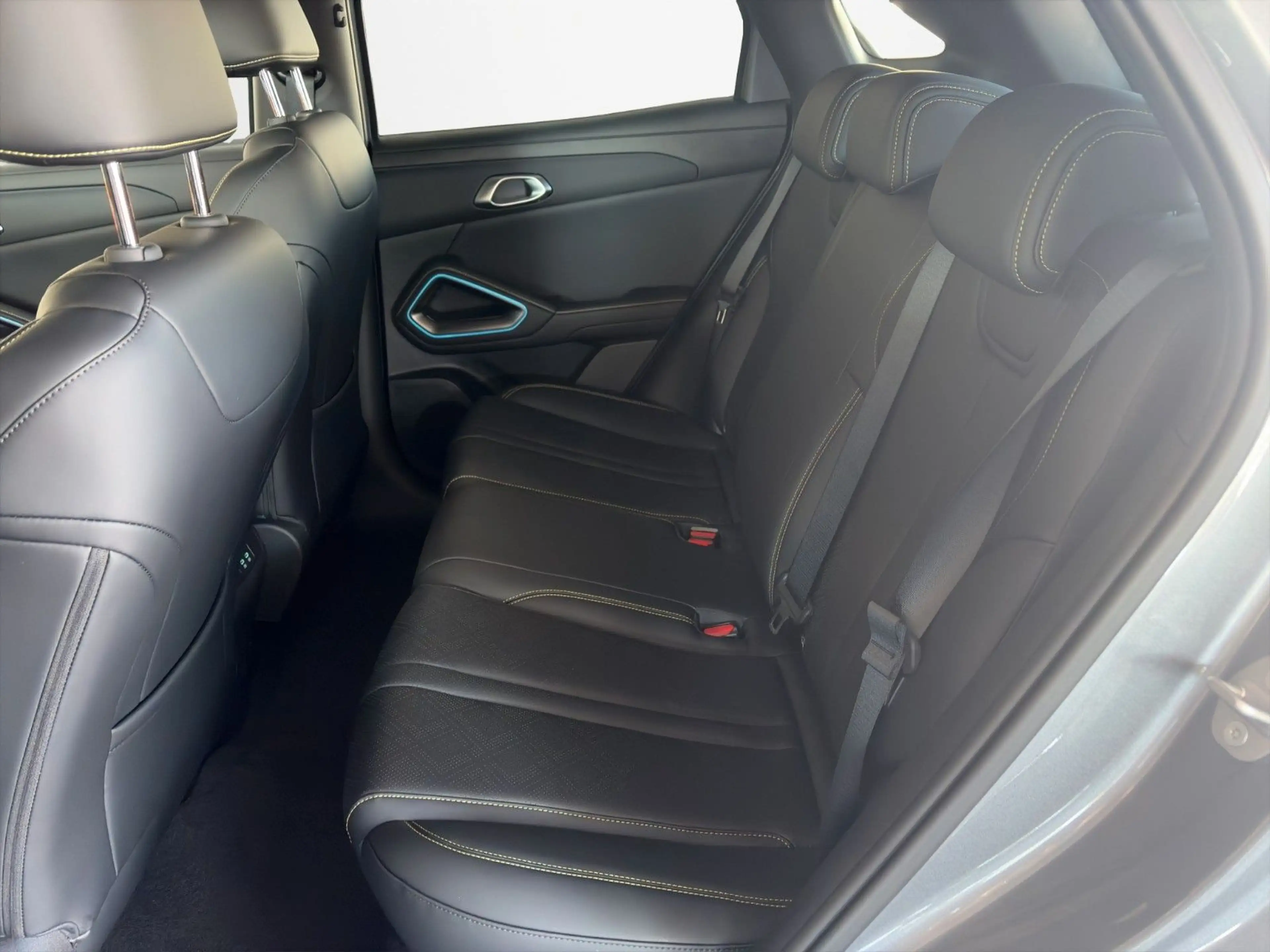 BYD Atto 2 Atto 2 DM-i Boost /PANO/SHZ/360°/SOFORT — photo 10