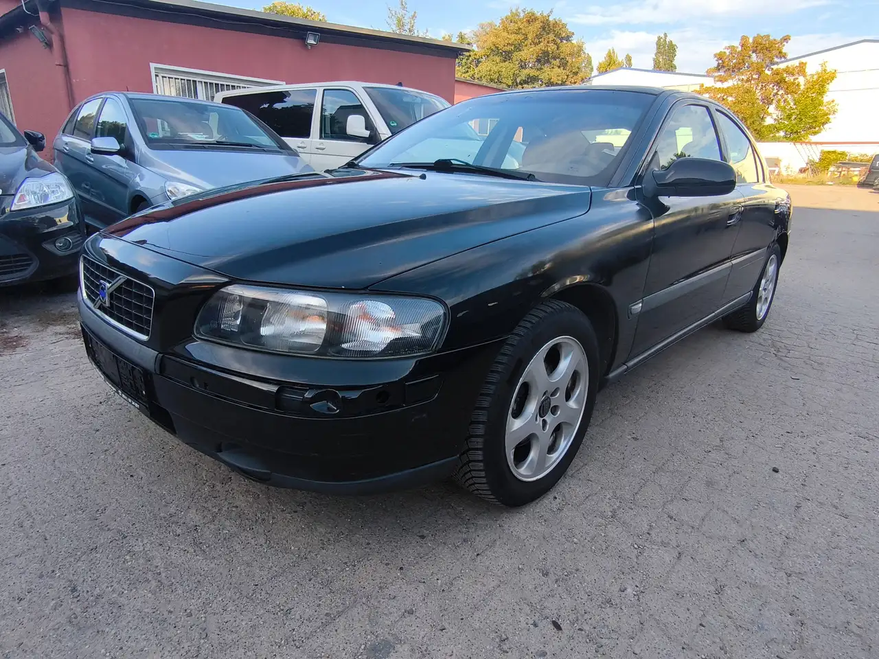 Volvo S60 2.4 Comfort / Tüv bis 07.2028, foto 1