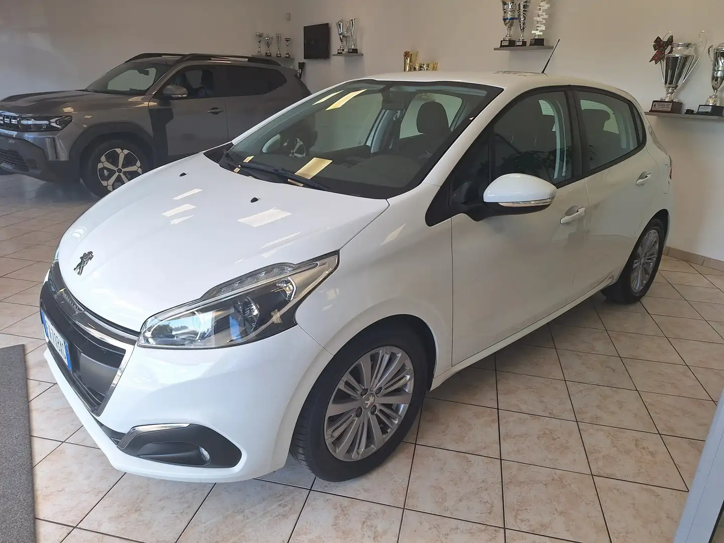 Peugeot 208 5p 1.5 bluehdi Active s Blanc - 1