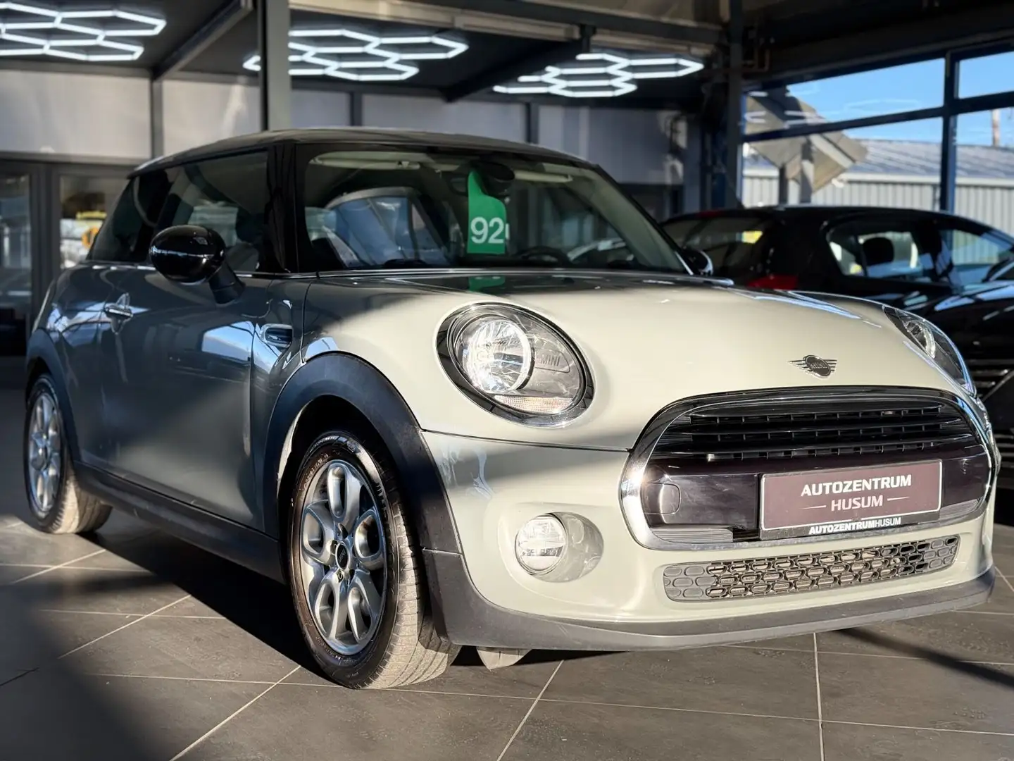 MINI Cooper *HU/AU NEU*KLIMA*NAVI*SHZ* Grau - 1