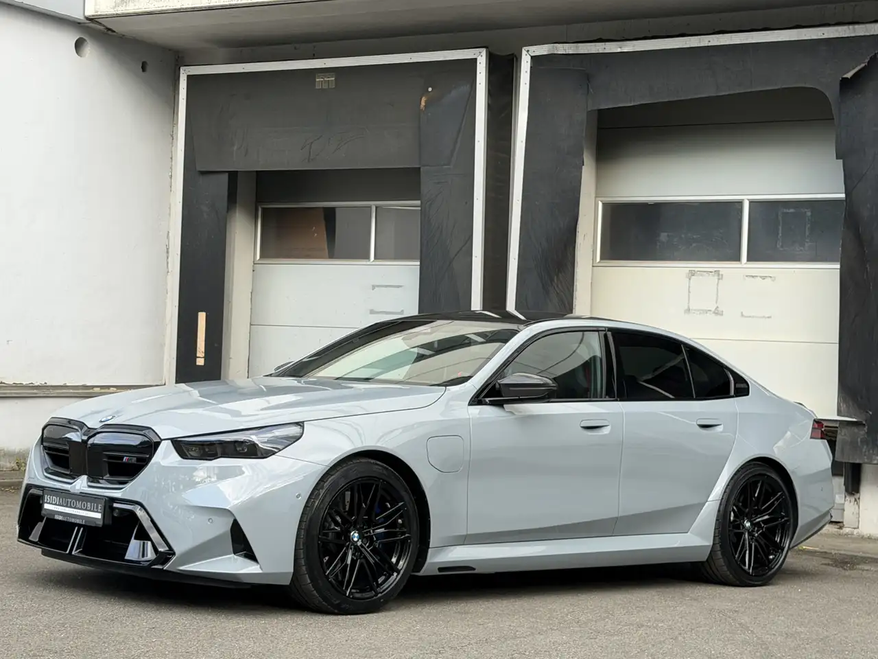BMW M5 Carbon Bowers&Wilkins Akrapovic Head-Up 360° 2