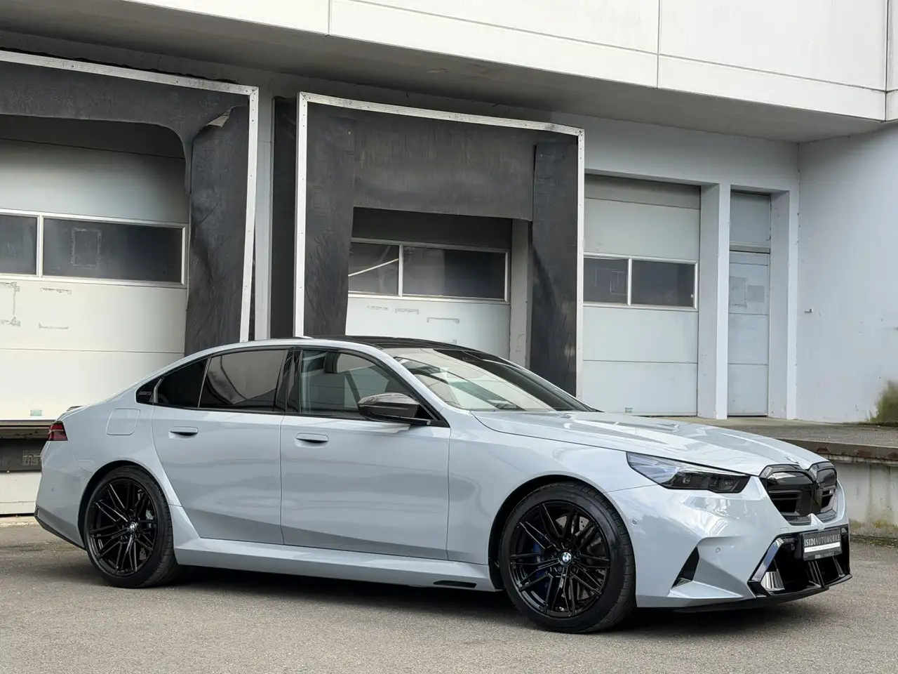 BMW M5 Carbon Bowers&Wilkins Akrapovic Head-Up 360° 8
