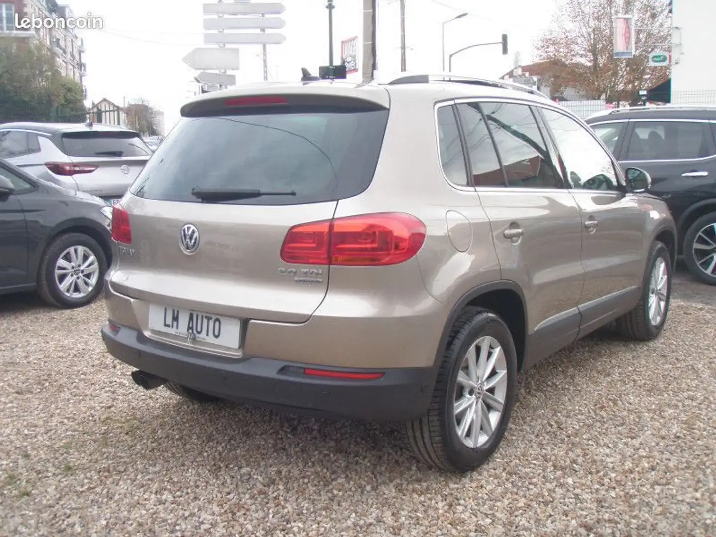 Volkswagen Tiguan (2) 2.0 TDI 140 BLUEMOTION TECHNOLOGY CARAT 4MOTION DSG7 Beige - 2