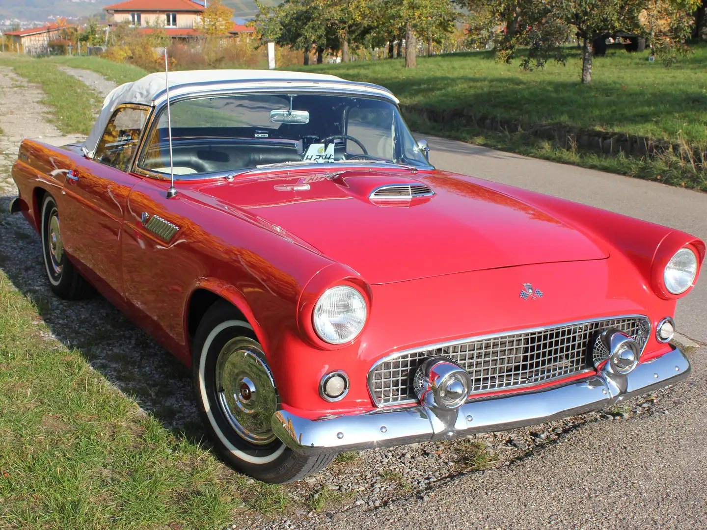 Ford Thunderbird 1955 Top Zustand, TÜV neu, ohne Beanstandungen Rot - 1