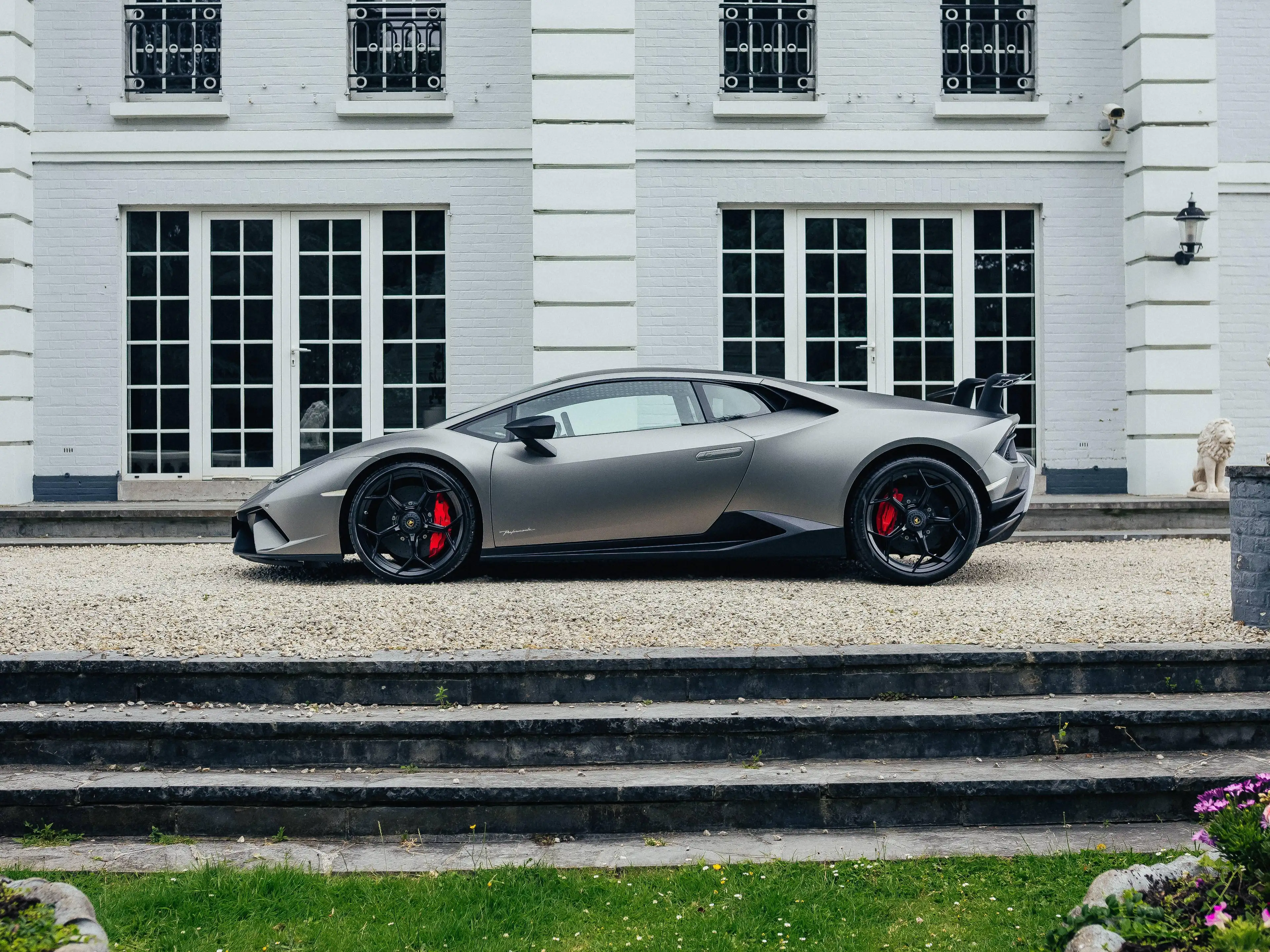 Lamborghini Huracán Performante /Grigio Titans/ Lift system/ Forged Carbon/ Camera — photo 4