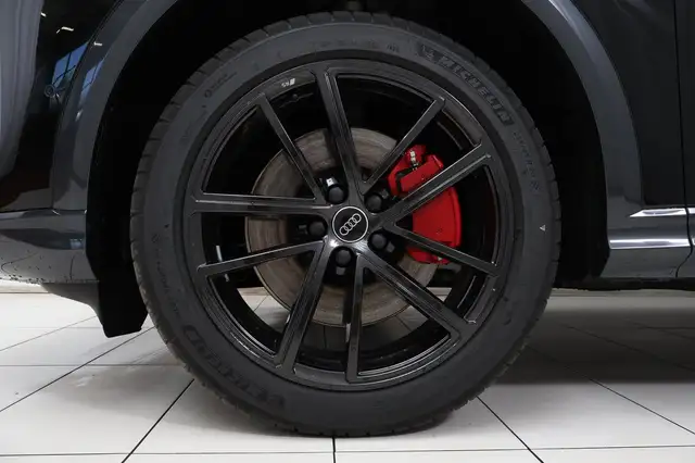 Audi Q5 SUV TDI quattro 150 kW Ansicht 17