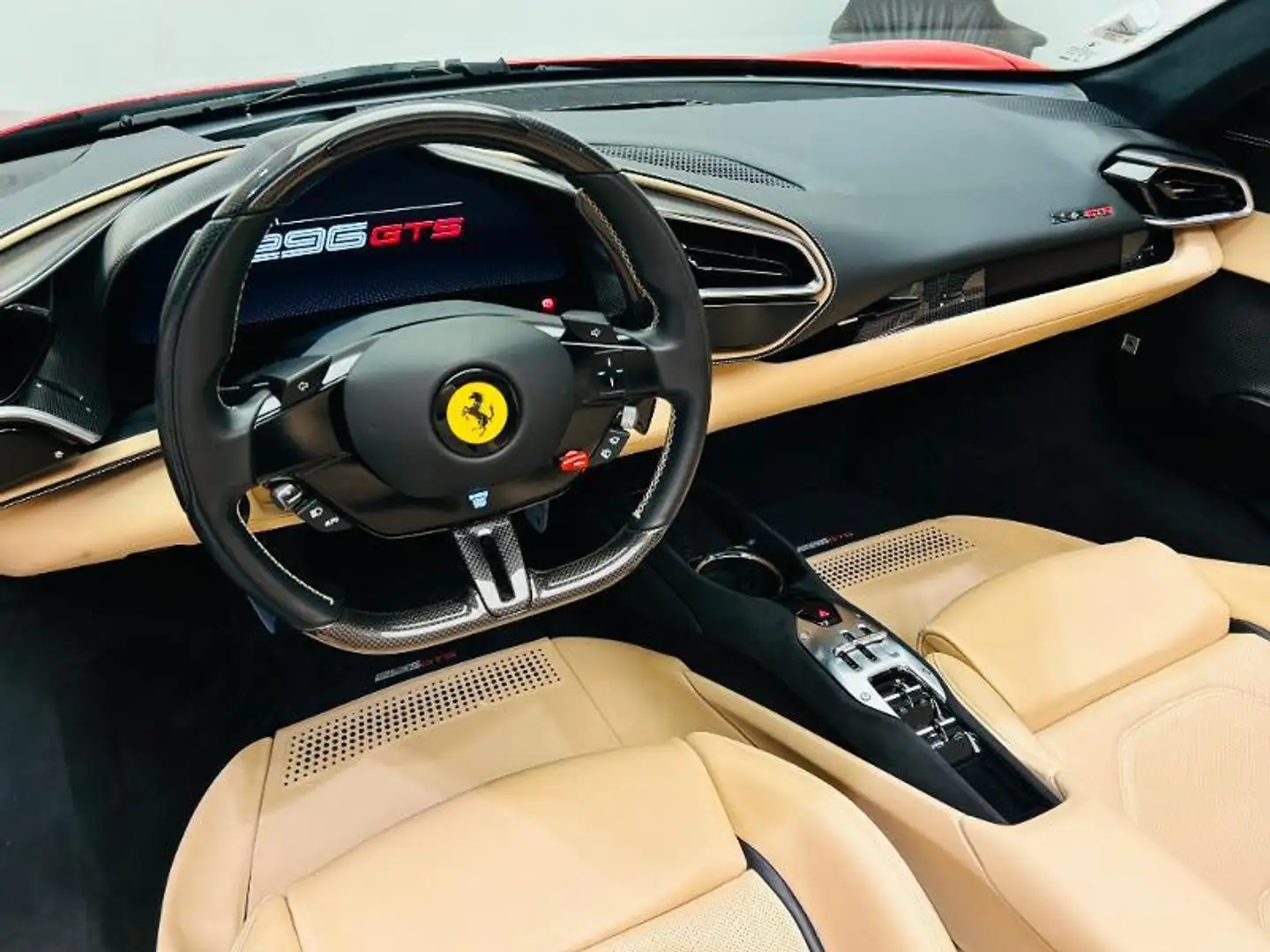 Ferrari 296 GTS - 2