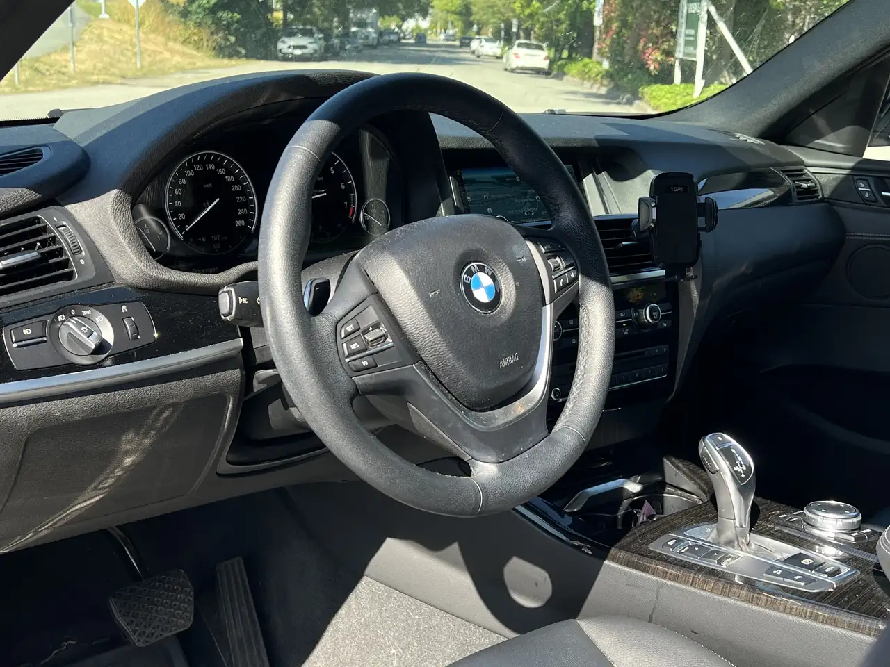 BMW X4 photo BMW X4