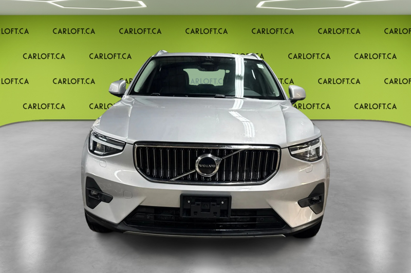 2023 Volvo XC40