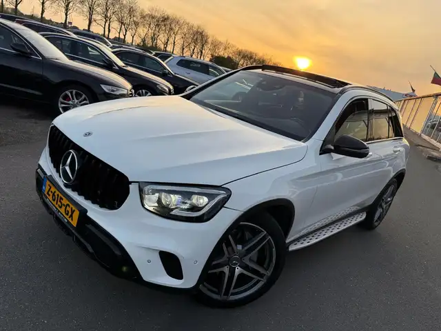 Mercedes-Benz GLC 220 220D PANO+ AMG BLANCO! 2020!