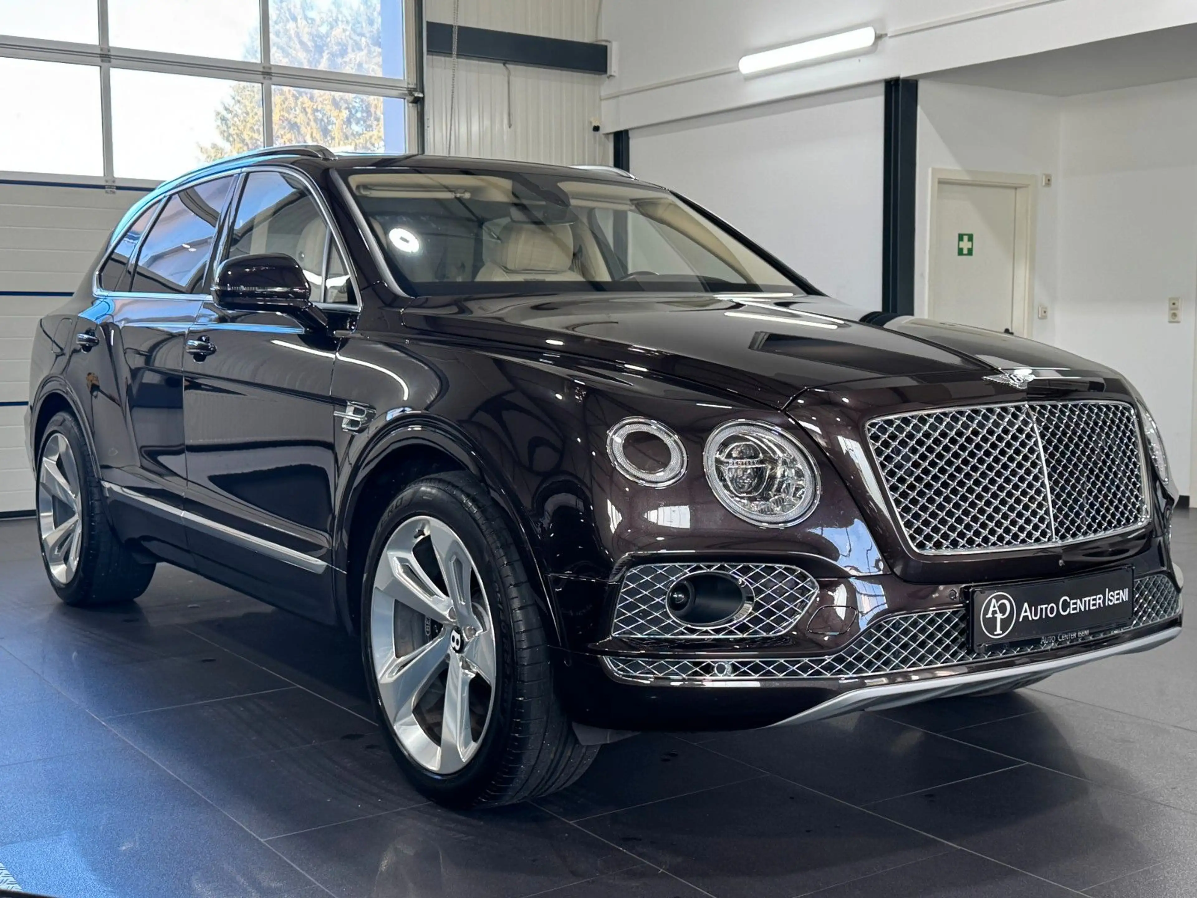 Bentley Bentayga 6.0 W12 Mulliner | APPLE-CAR | PANO | — photo 5
