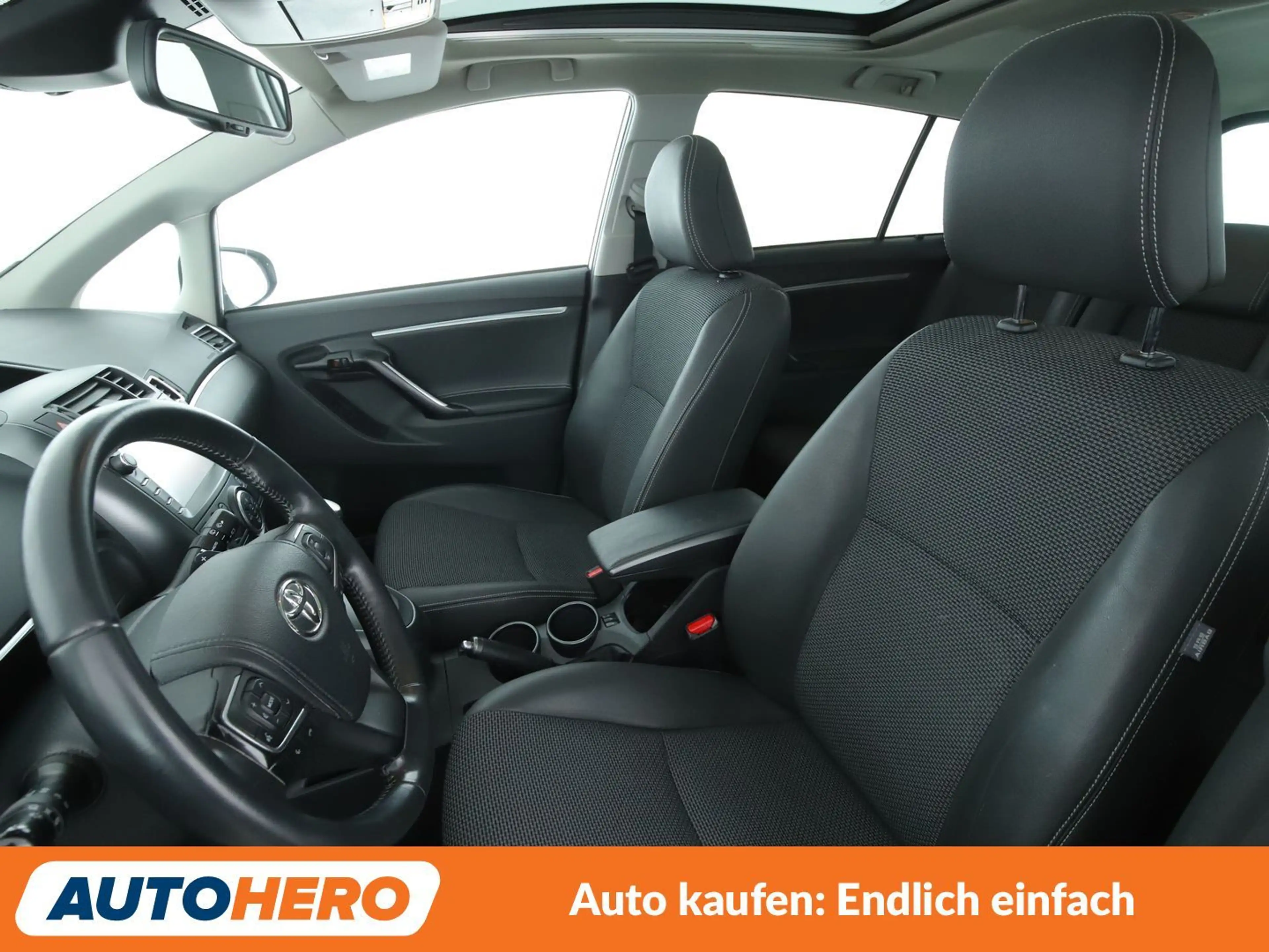 Toyota Verso 1.8 Comfort Aut*NAVI*TEMPO*CAM*SHZ*AHK* — photo 10