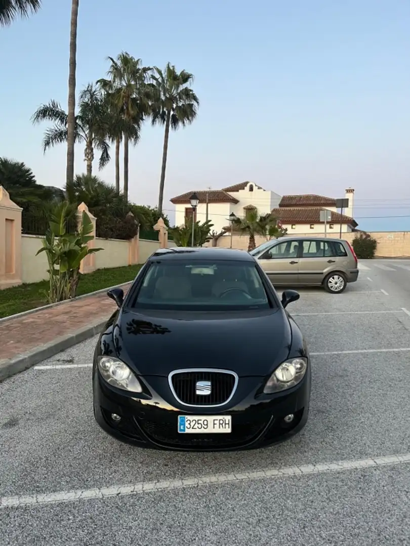SEAT Leon 2.0TDI Sport Negro - 2