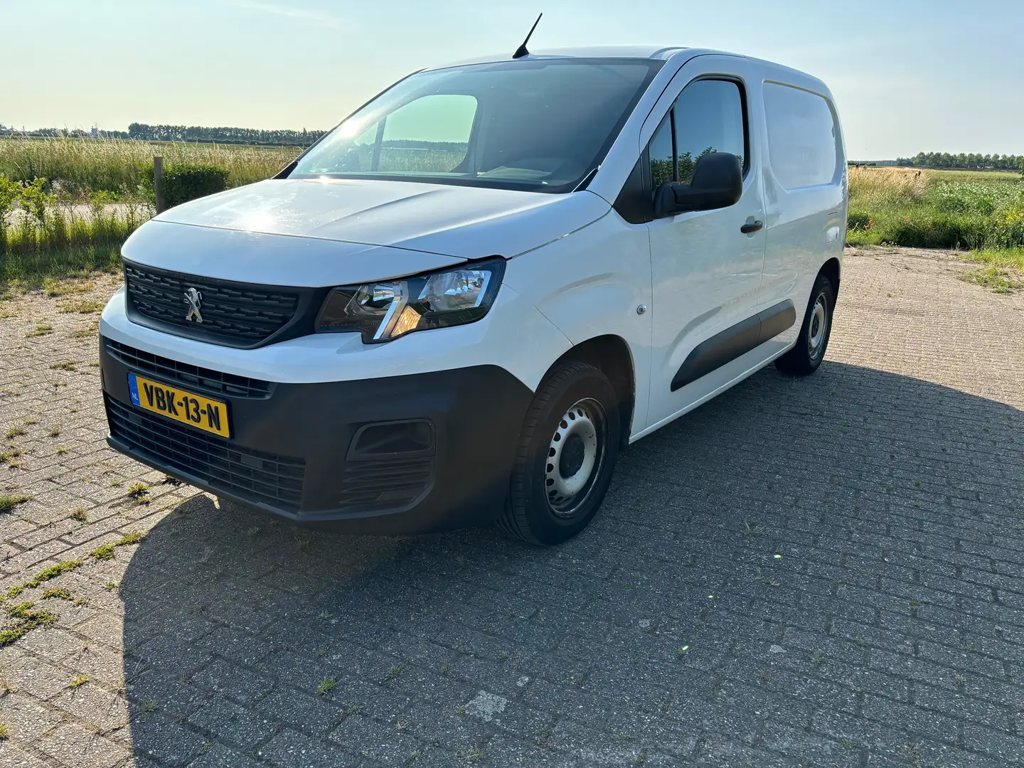 Peugeot Partner Partner 1.6 BlueHDI Pro Wit - 1