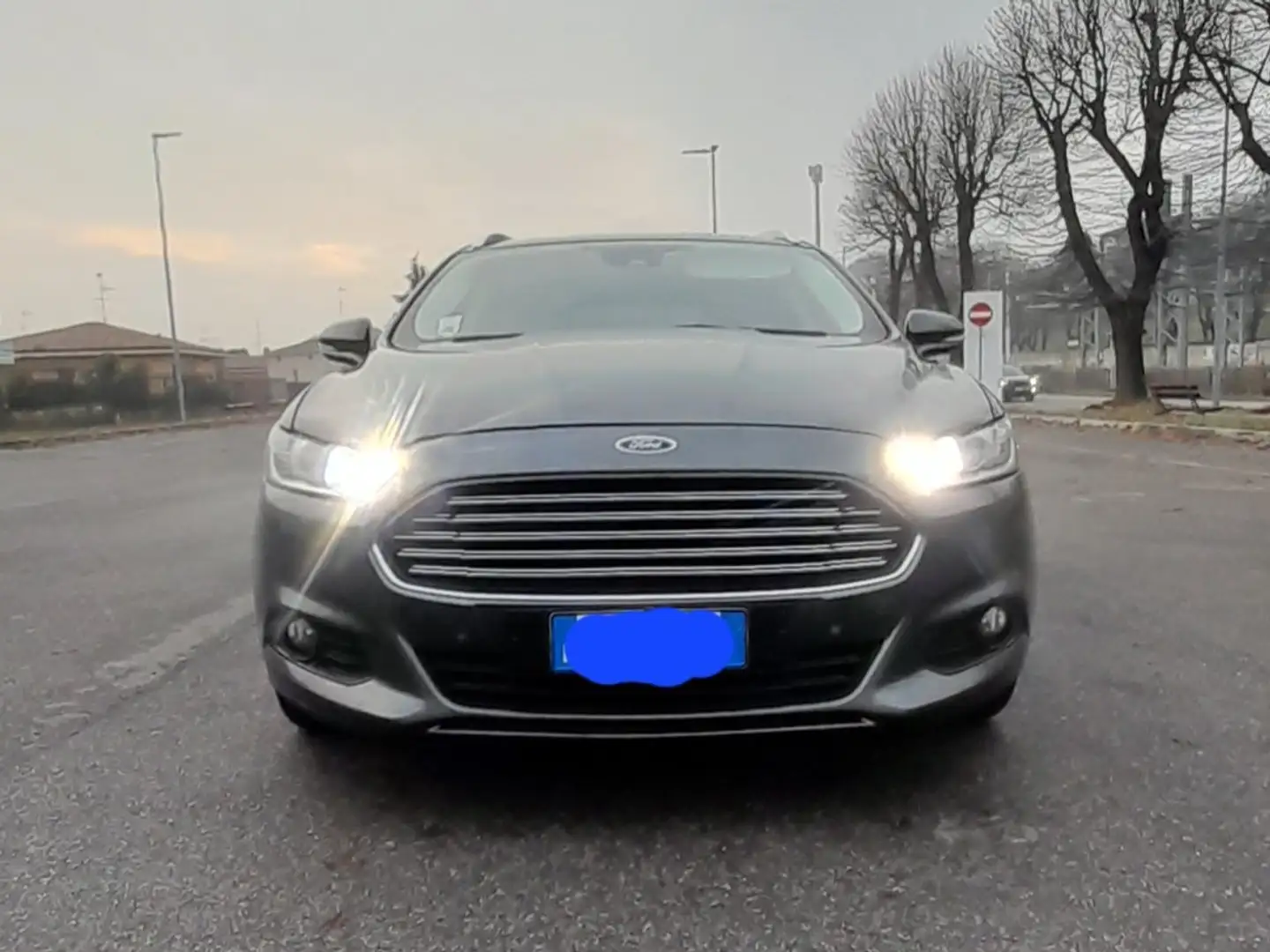 Ford Mondeo Mondeo V 2016 SW 2.0 tdci Titanium Grigio - 1