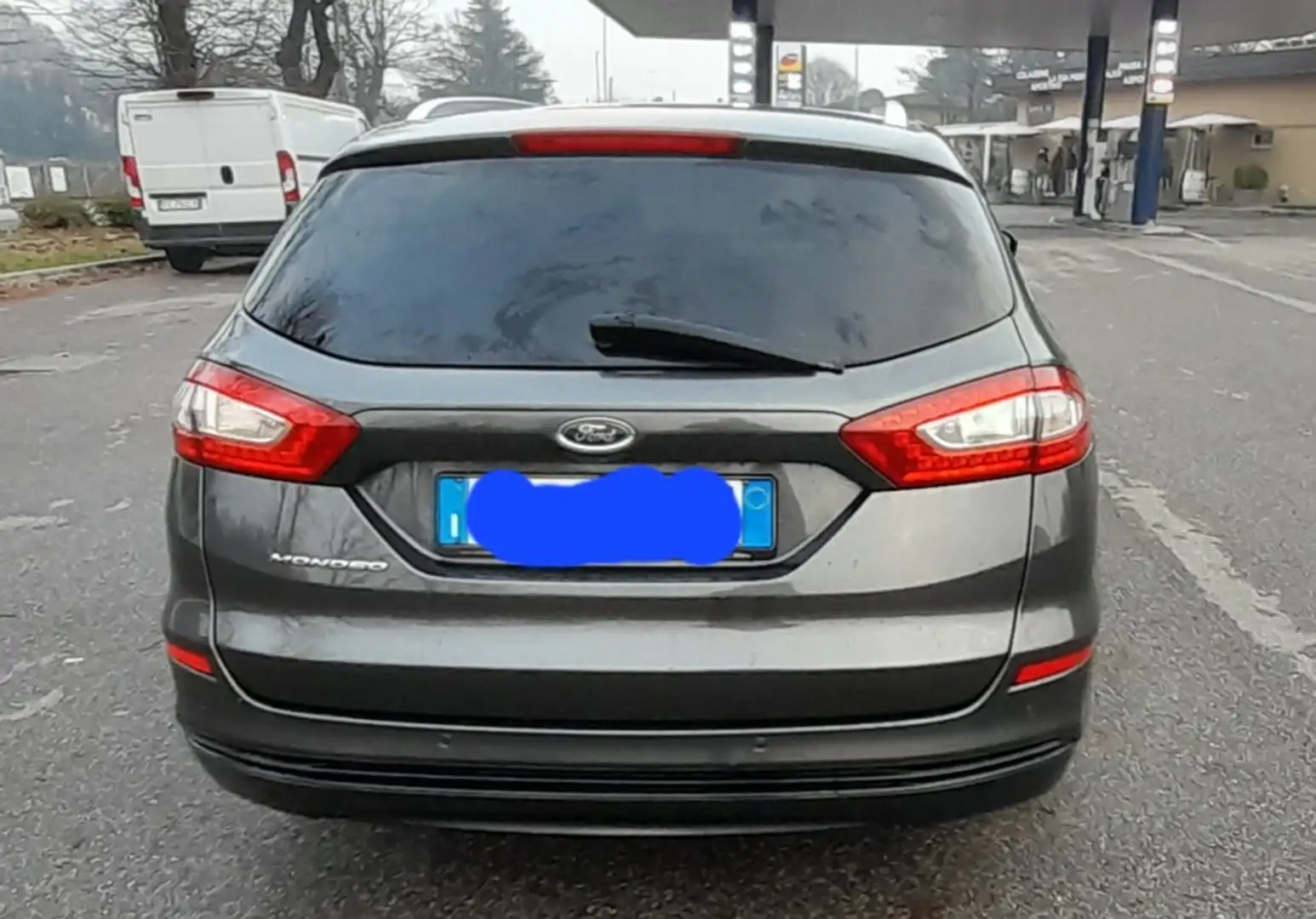 Ford Mondeo Mondeo V 2016 SW 2.0 tdci Titanium Grigio - 2
