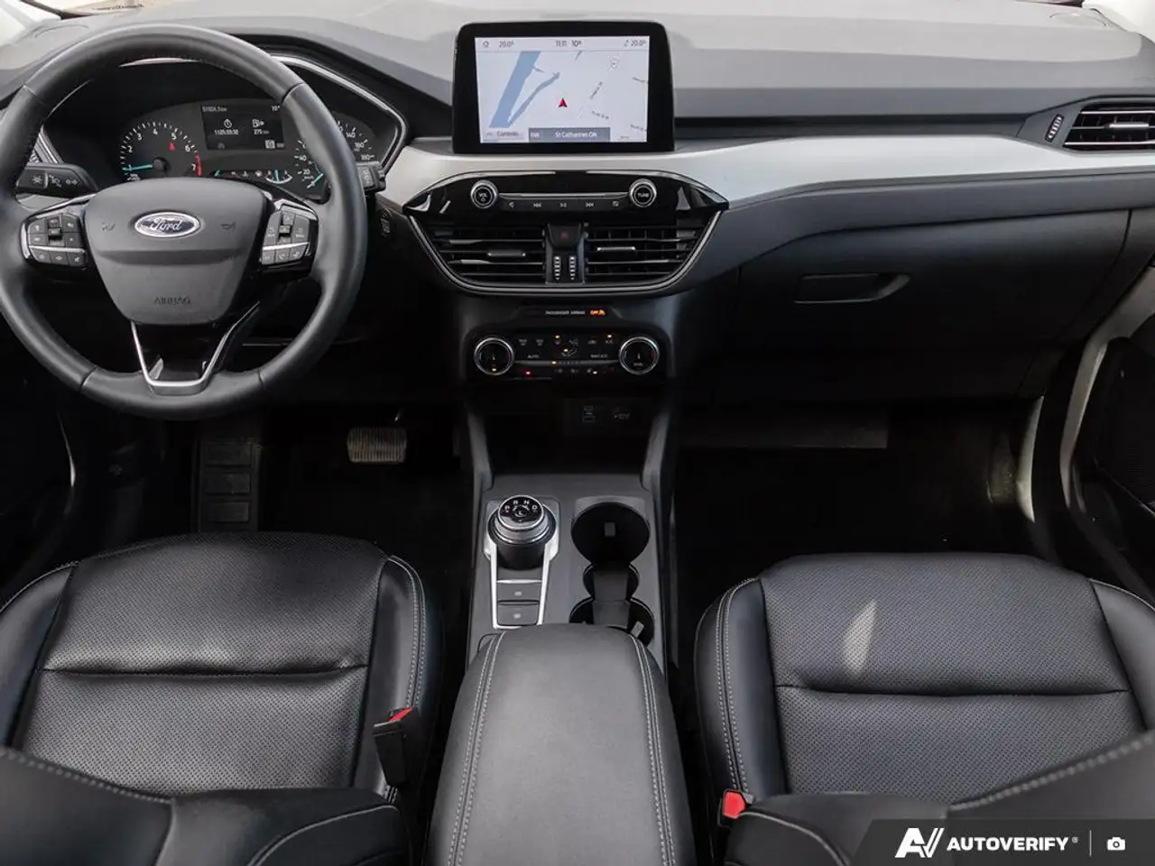 Ford Escape снимка Ford Escape