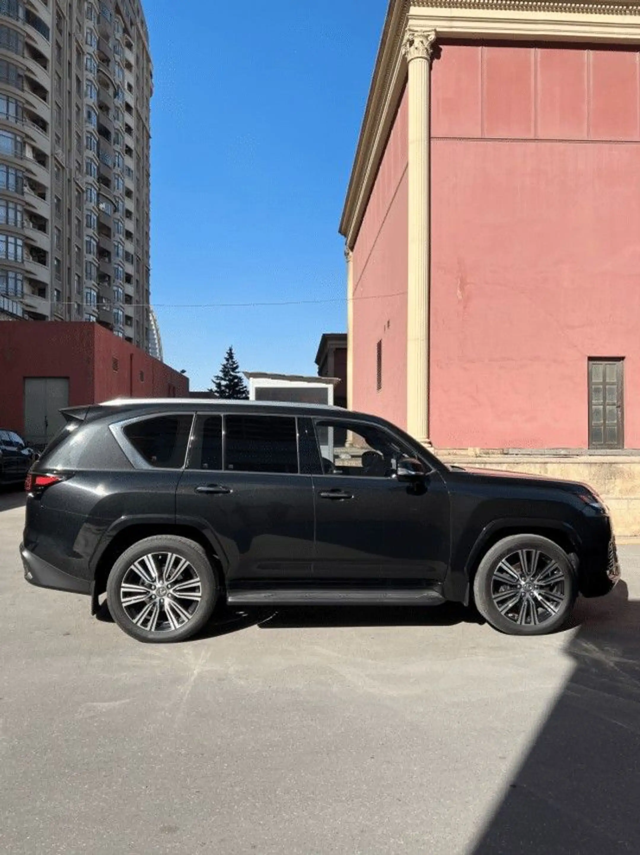 Lexus LX 600 +SIGNATURE+7Seats+NEW+EUversion+EUregistr — photo 4