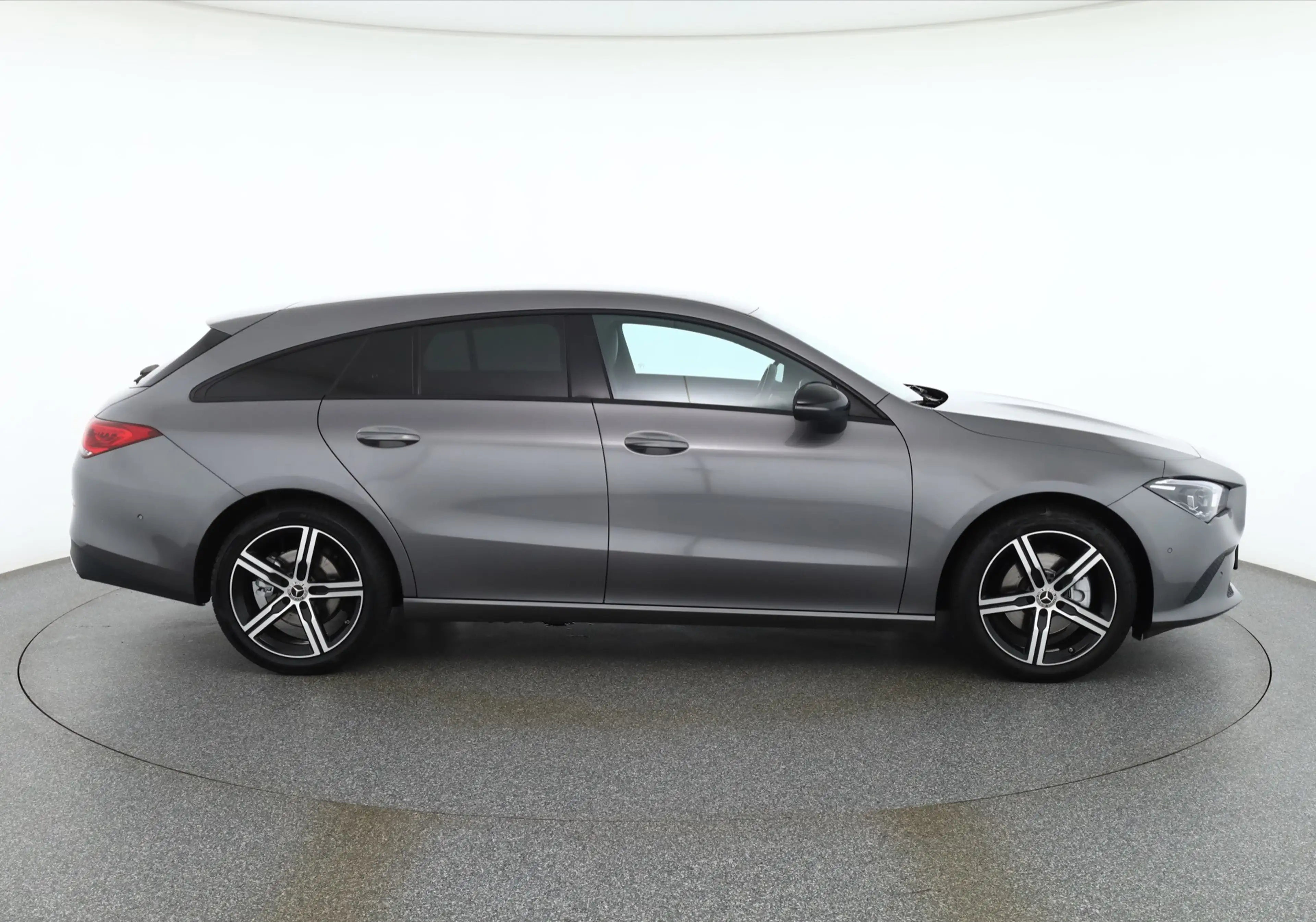 Mercedes-Benz CLA 200 SB Progressive LED Navi Sitzheizung — photo 6
