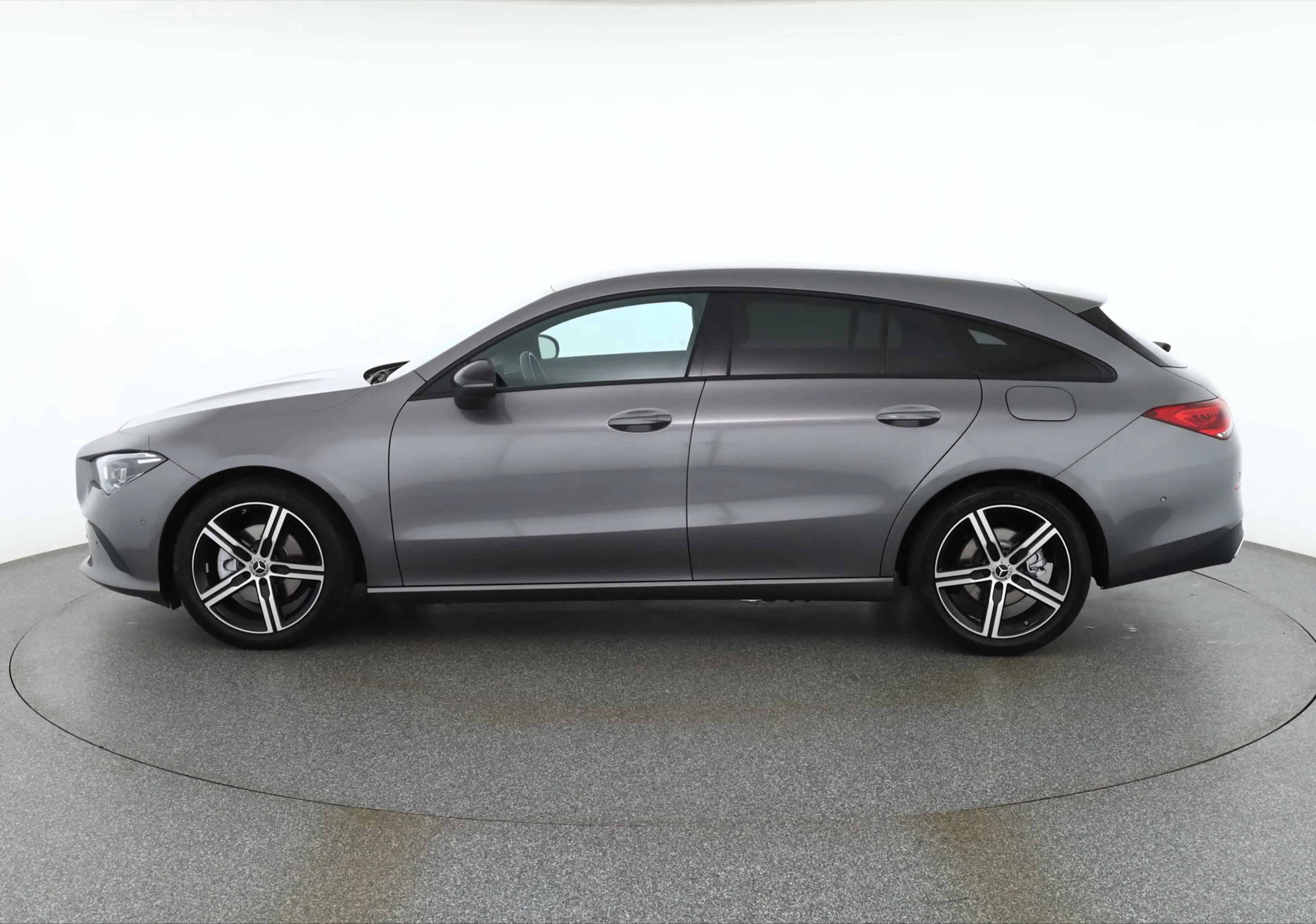 Mercedes-Benz CLA 200 SB Progressive LED Navi Sitzheizung — photo 2
