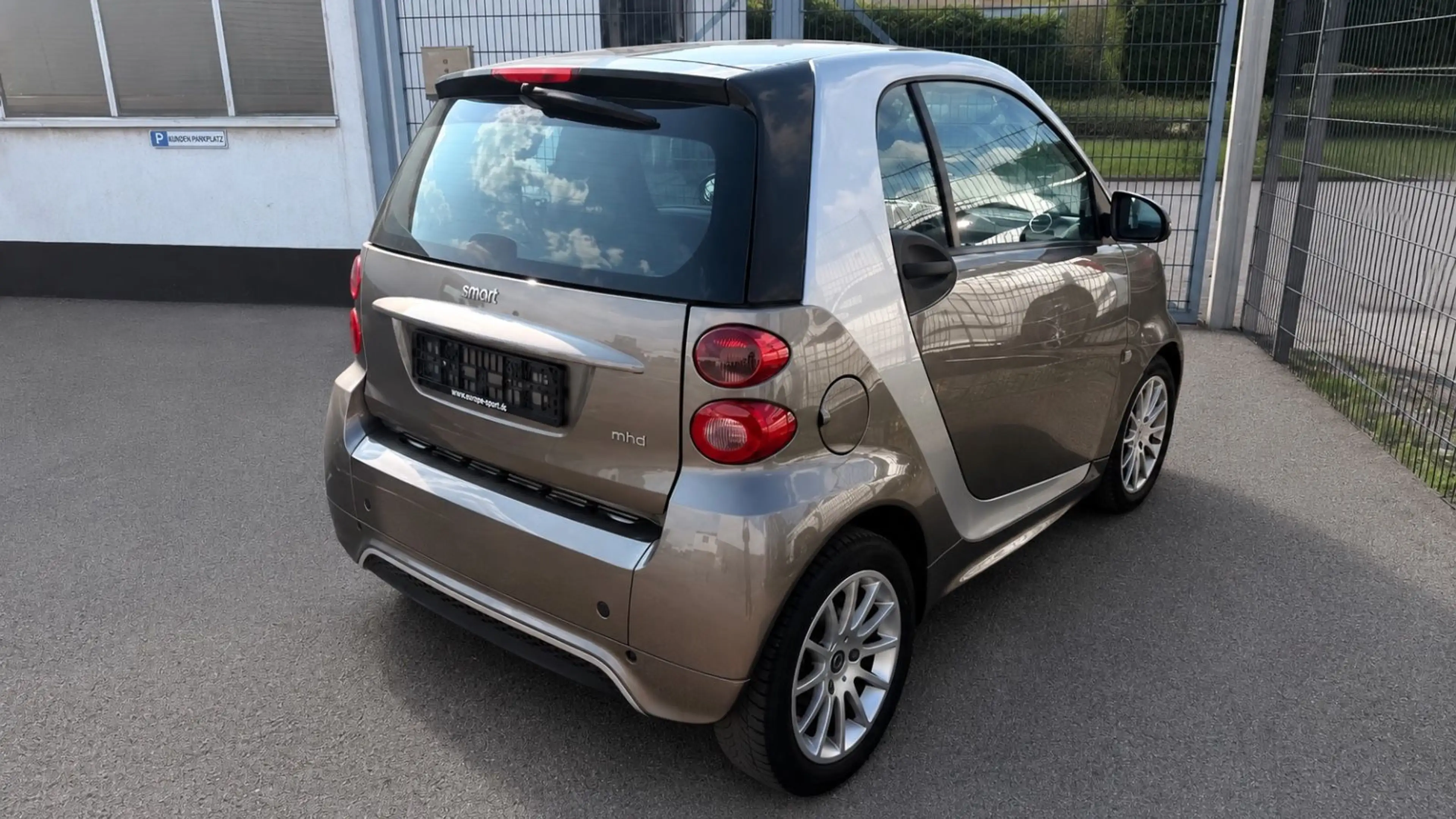 smart forTwo SERVO PANO CARPLAY SHZ KLIMA REGENSNSR — photo 6