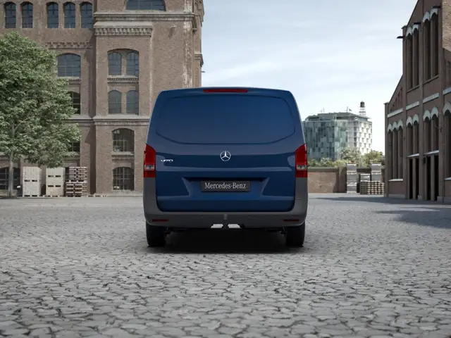 Mercedes-Benz Vito view 5