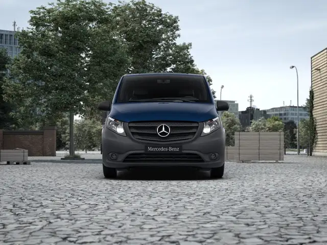 Mercedes-Benz Vito view 2