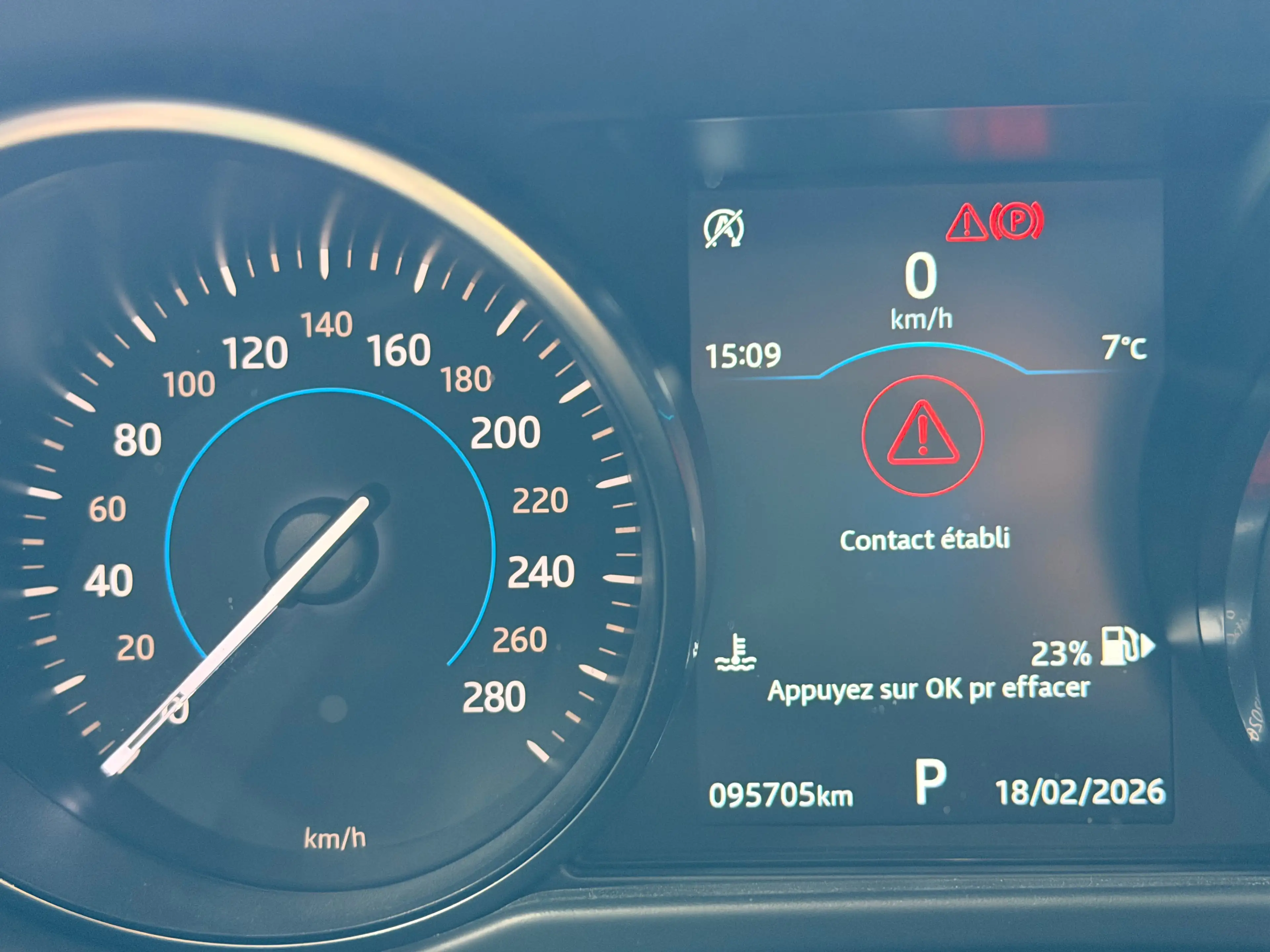 Jaguar XF 2.0 D E-Performance R-Sport * GAR 12 M * — photo 15