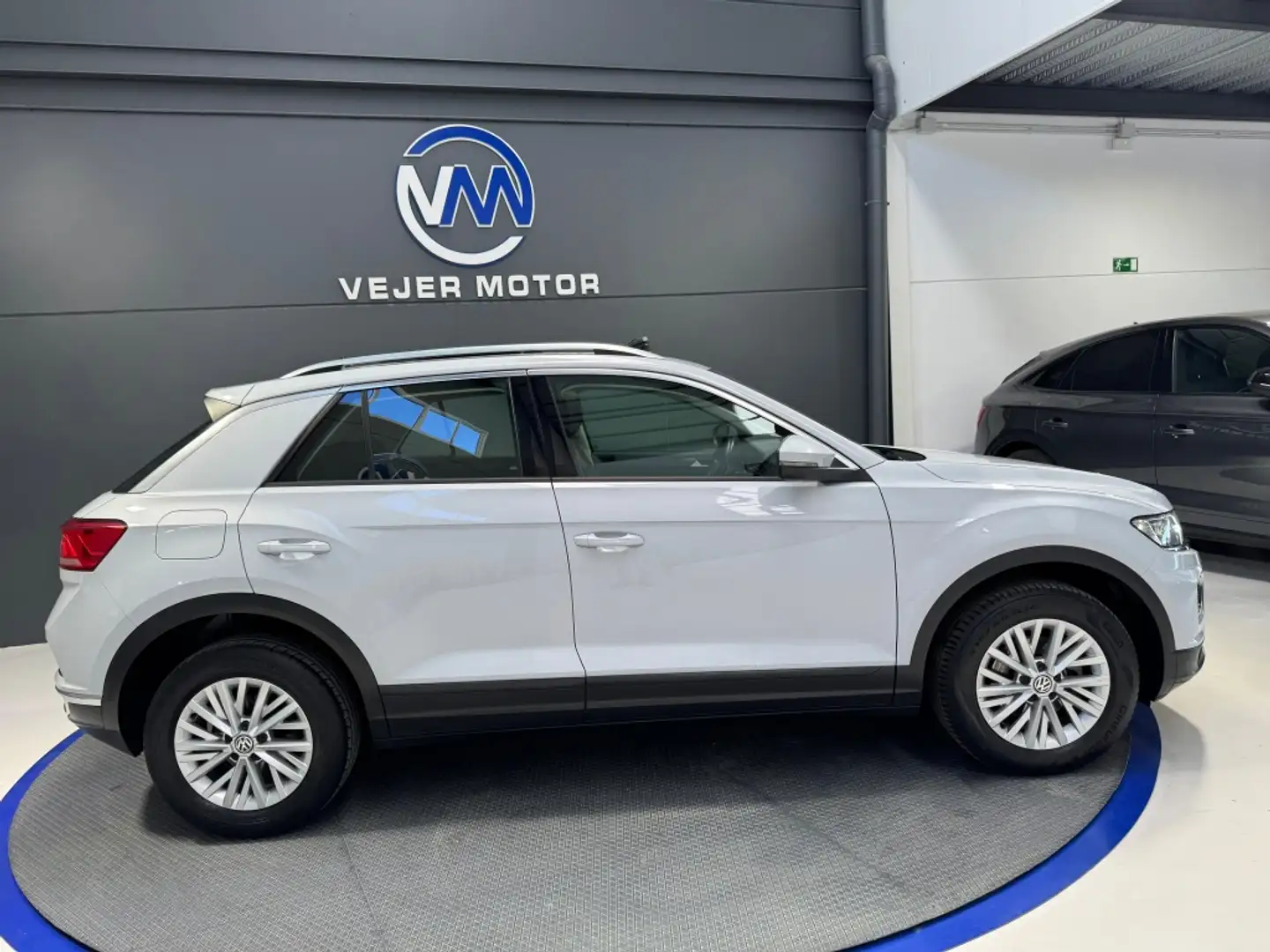 Volkswagen T-Roc 1.0 TSI Advance Blanc - 2